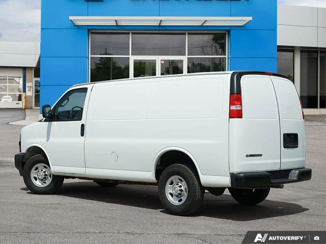 Chevrolet Express 2500 снимка Chevrolet Express 2500