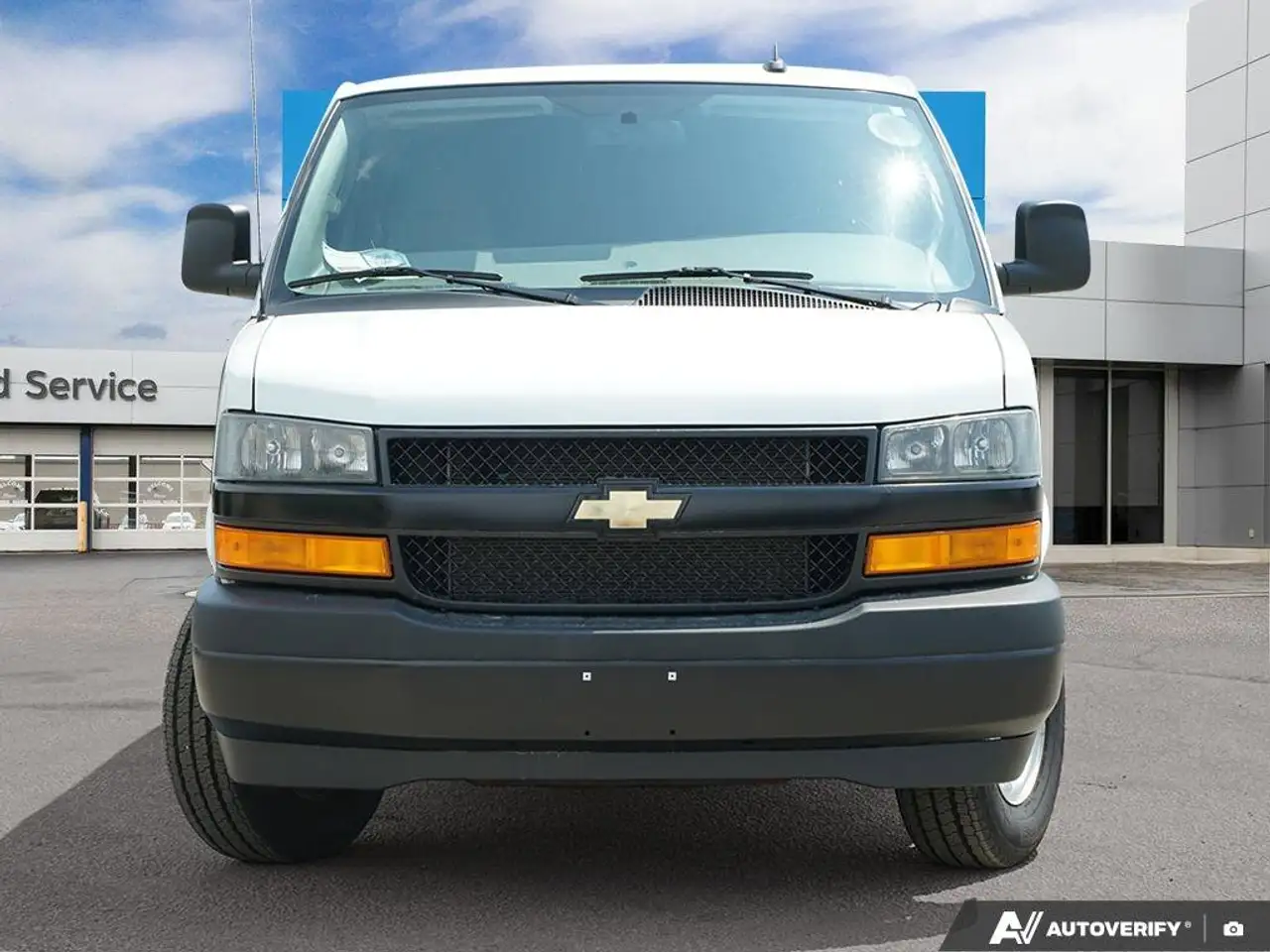 Chevrolet Express 2500 снимка Chevrolet Express 2500