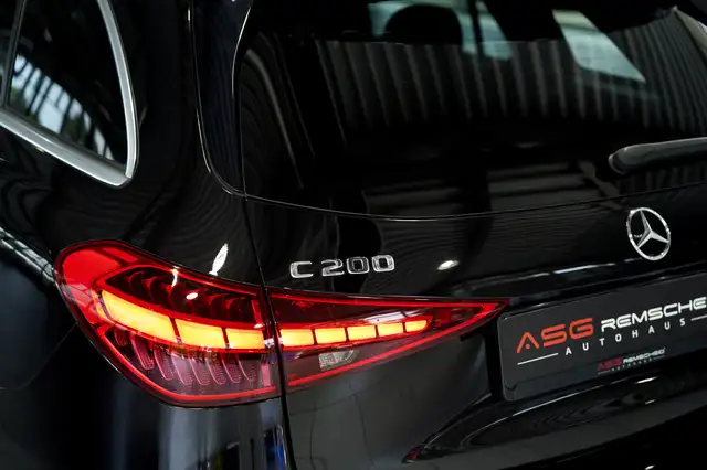 Mercedes-Benz C Class view 15