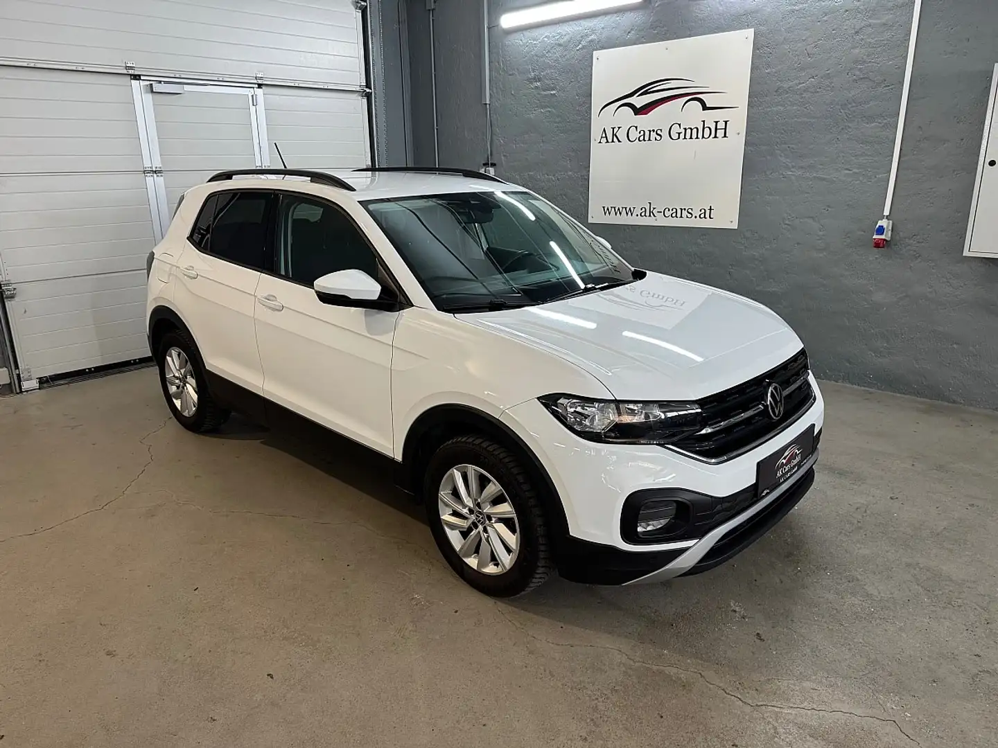 Volkswagen T-Cross 1,0 TSI *Sitzheizung*MwSt.Ausweisbar* Weiß - 1