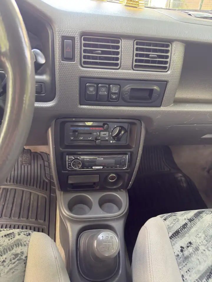 Mazda Demio 1.4, foto 11