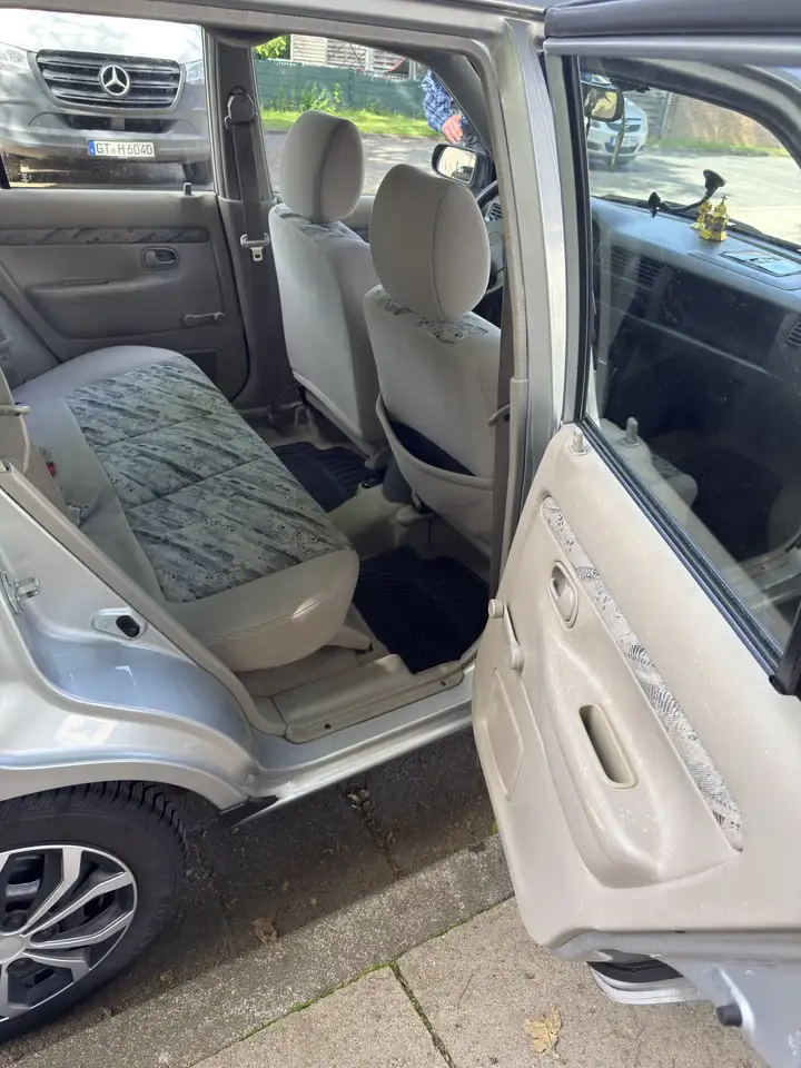 Mazda Demio 1.4, foto 12