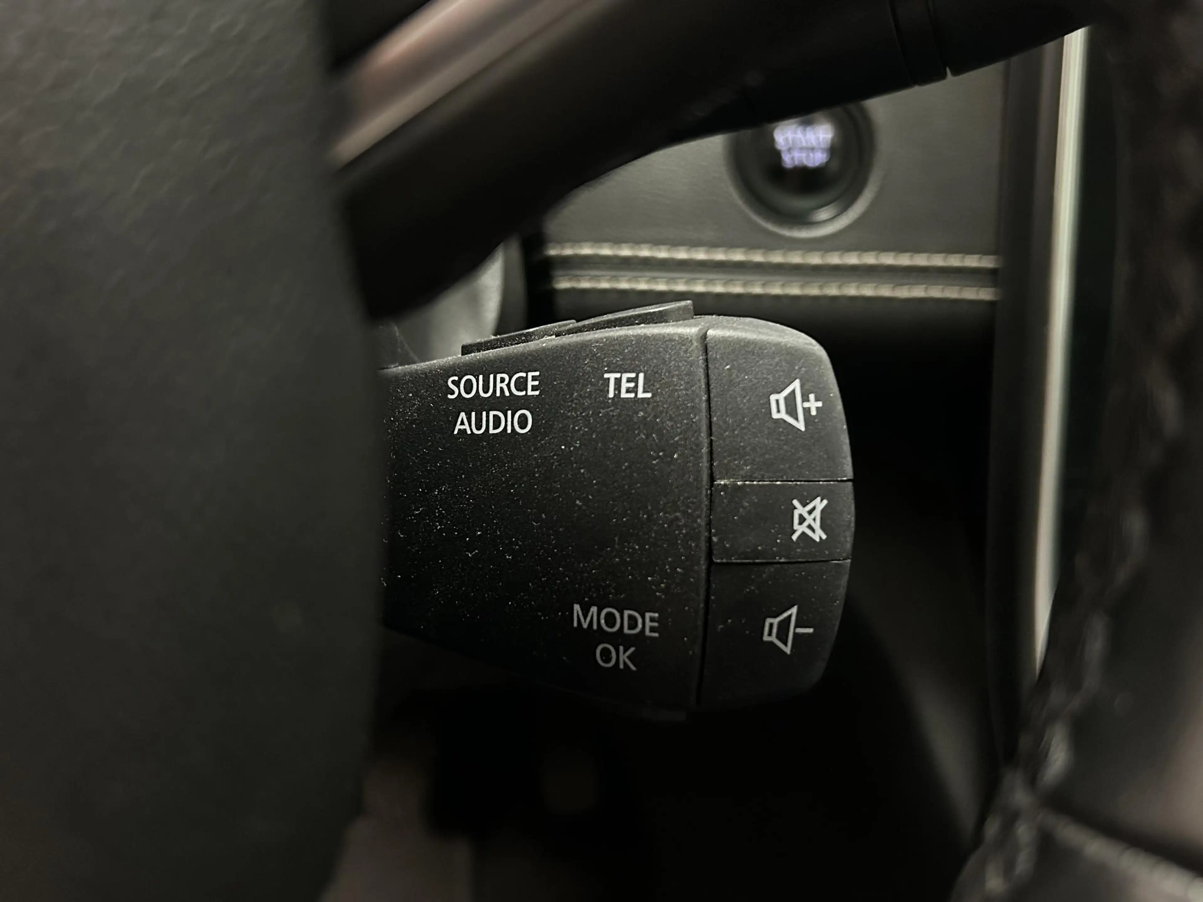Renault Scenic 1.2 TCe Bose | Panoramadak | Parkeersensoren | BOS — photo 32