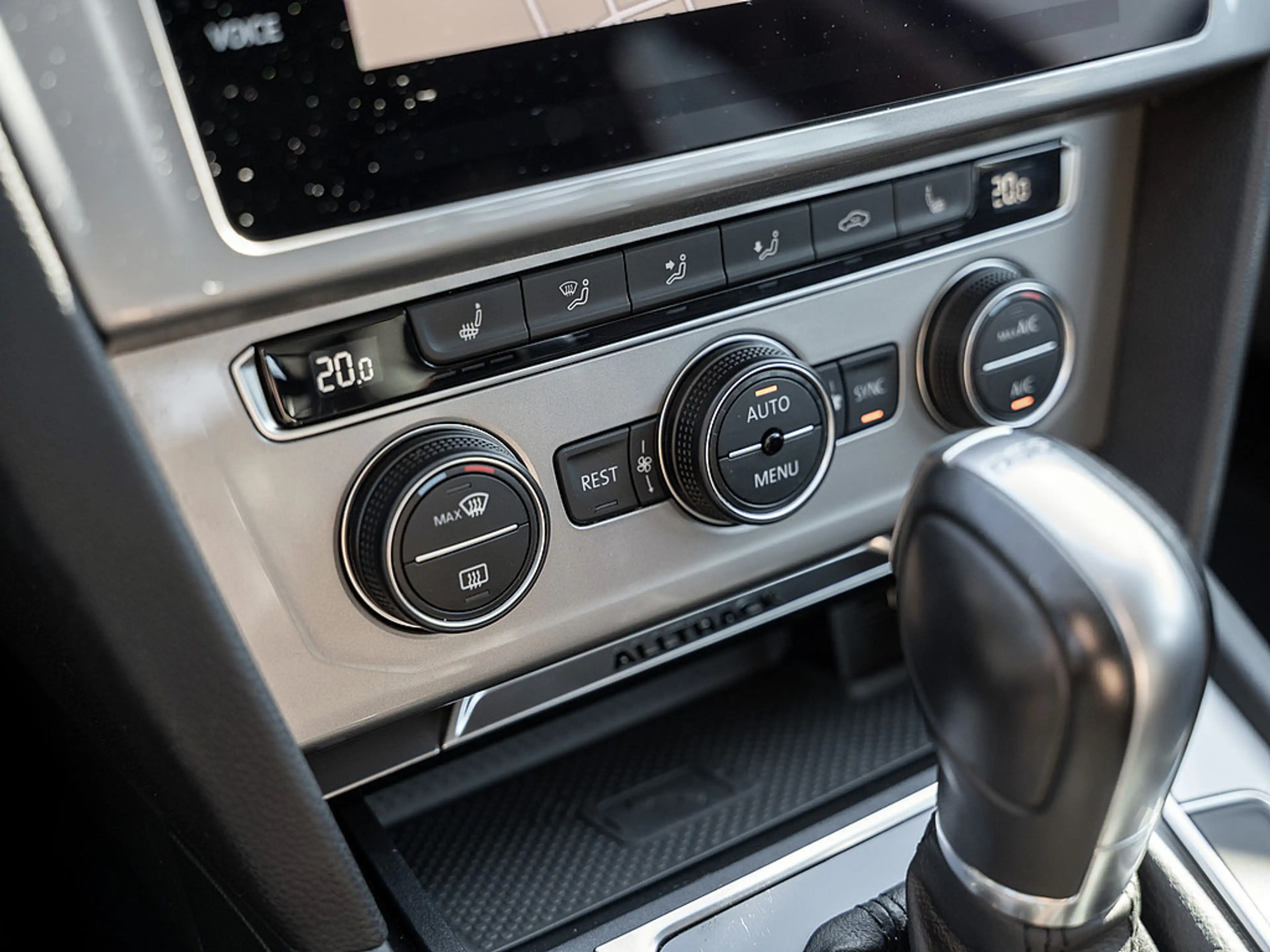 Volkswagen Passat Alltrack 4M 2.0 TDI KAM LED SHZ PDC — photo 9