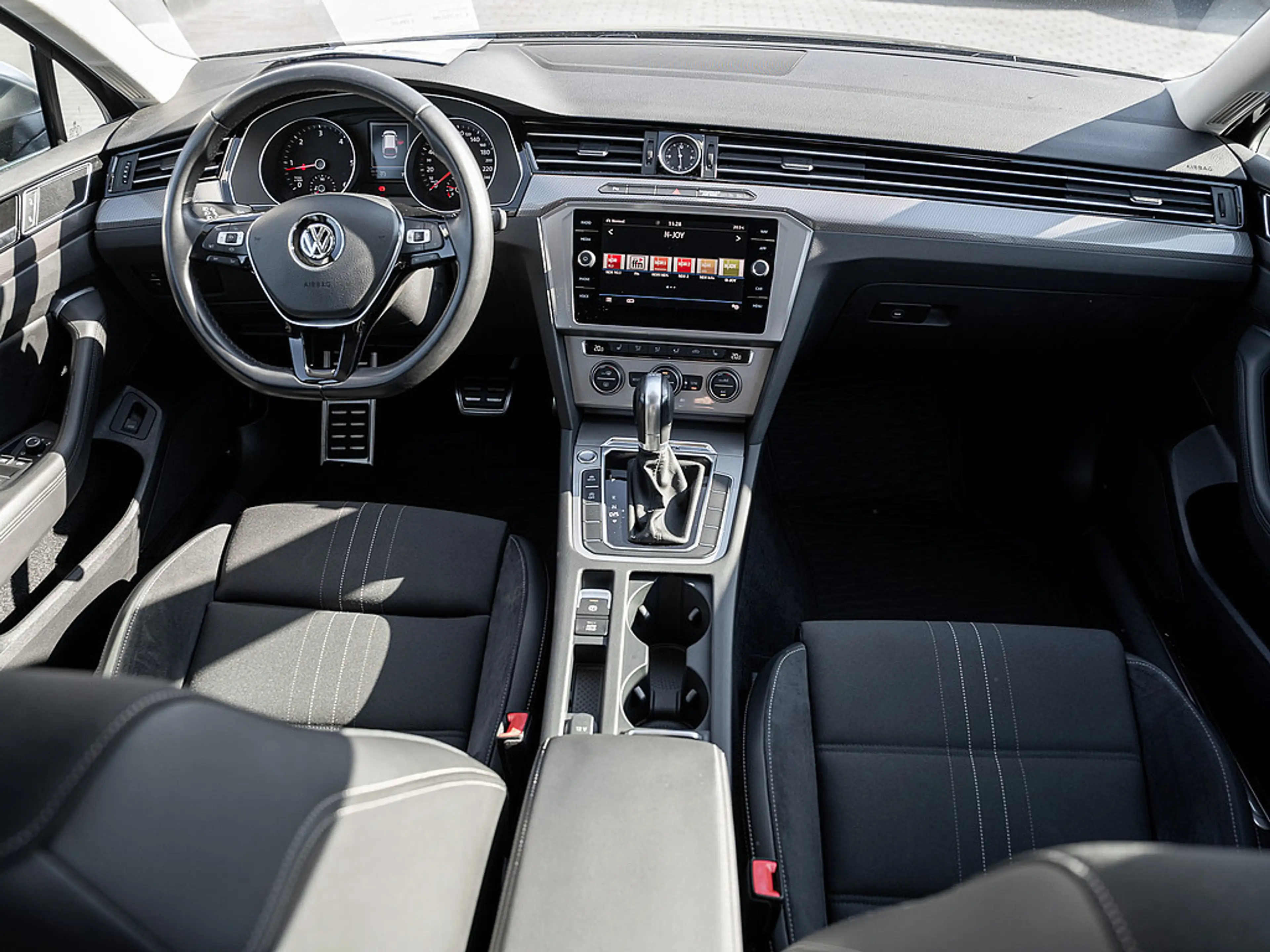 Volkswagen Passat Alltrack 4M 2.0 TDI KAM LED SHZ PDC — photo 7