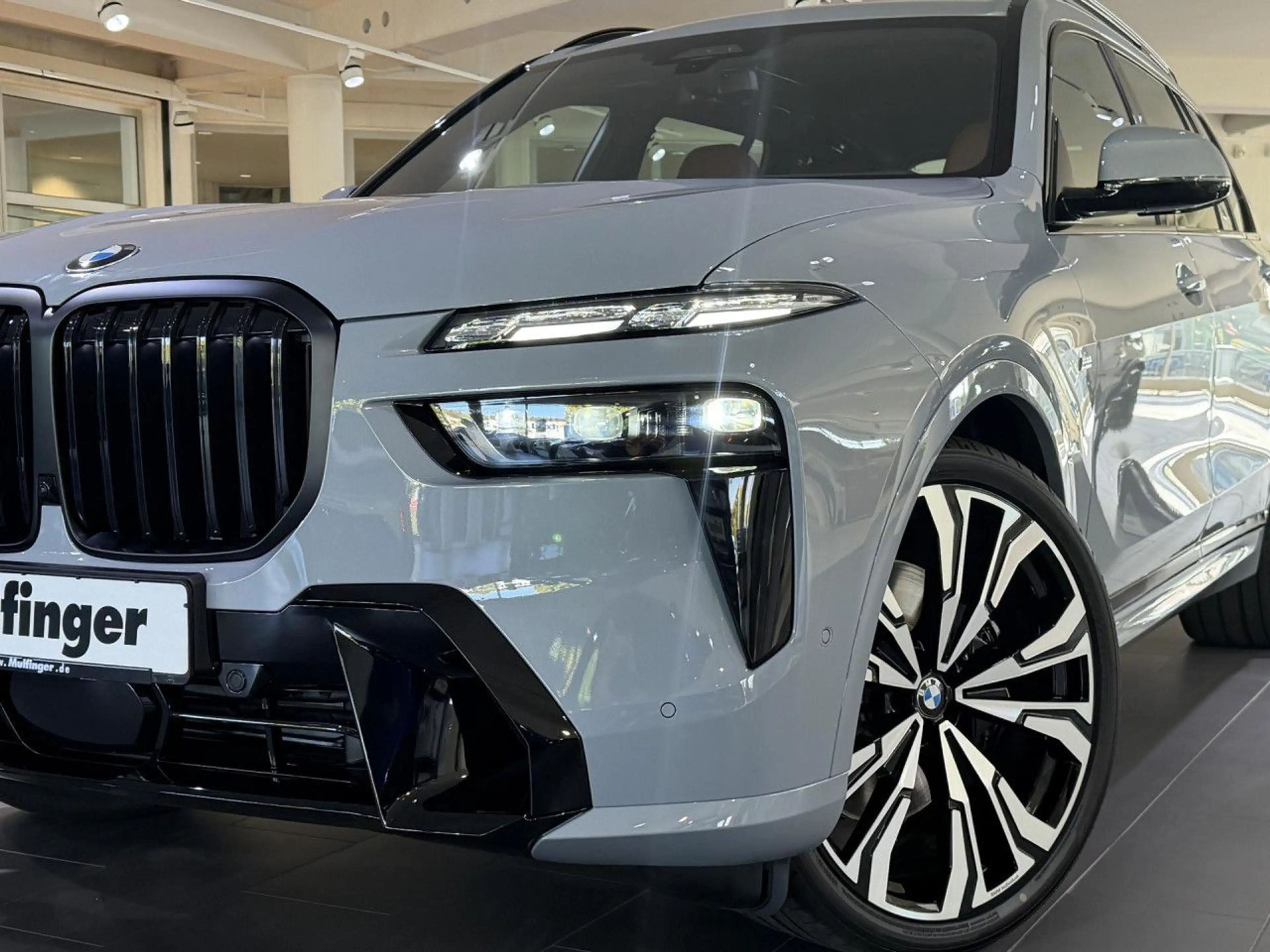 BMW X7 xDr.40d Leasingfaktor ab 0,82% M Pro DriveProf. — photo 3