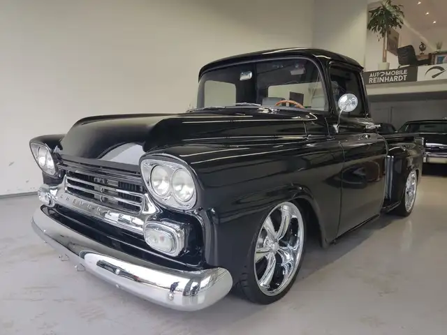 Chevrolet Apache 5.7 L V8 ***KLIMA+SERVO+LEDER+20"***