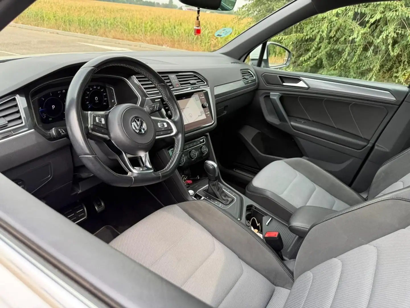 Volkswagen Tiguan R-Line 2.0 TDI 110kW (150CV) DSG Weiß - 2