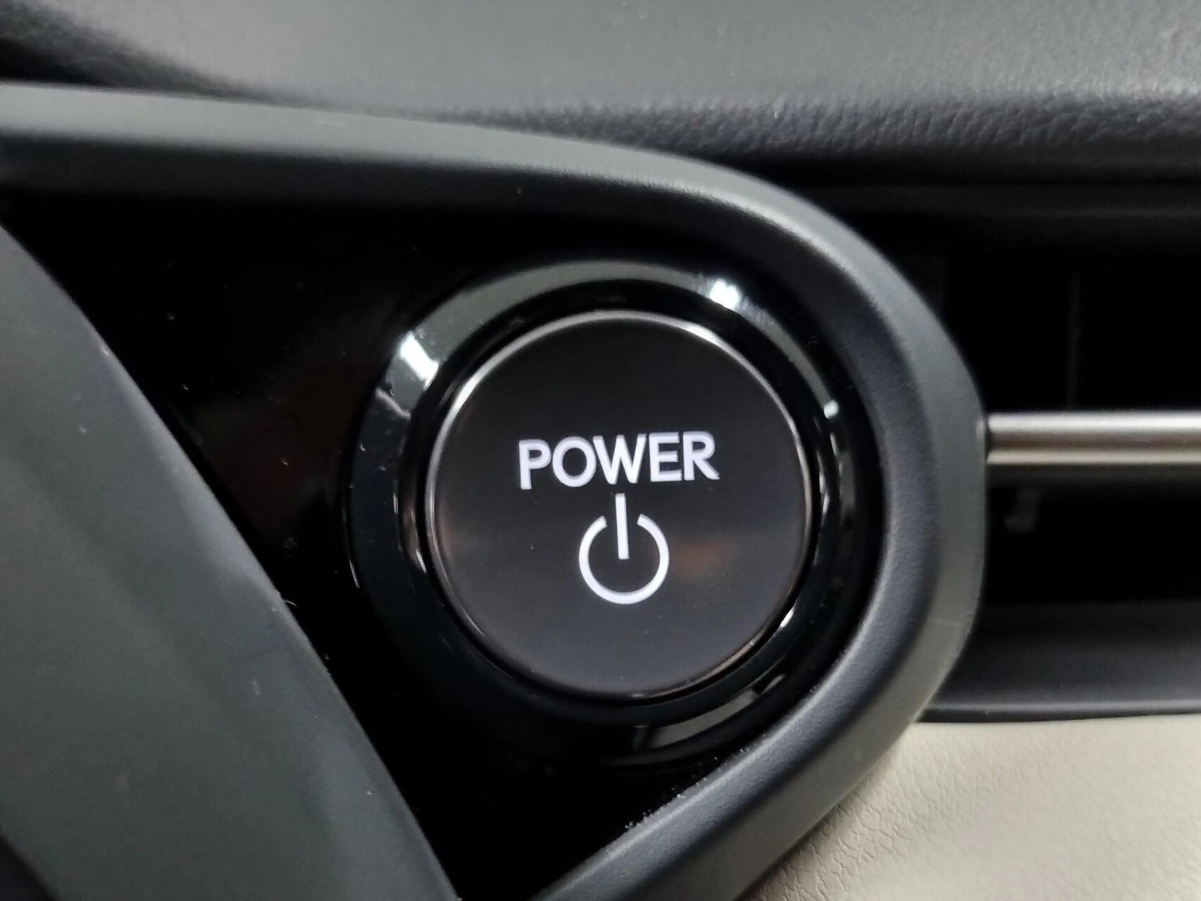 Lexus LBX 1.5 Elegant / Leder / PDC / BSM — photo 25