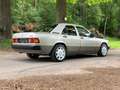 Mercedes-Benz 190 E 2.6 KAT °H Zulassung°Top Gepflegt° Beige - thumbnail 5
