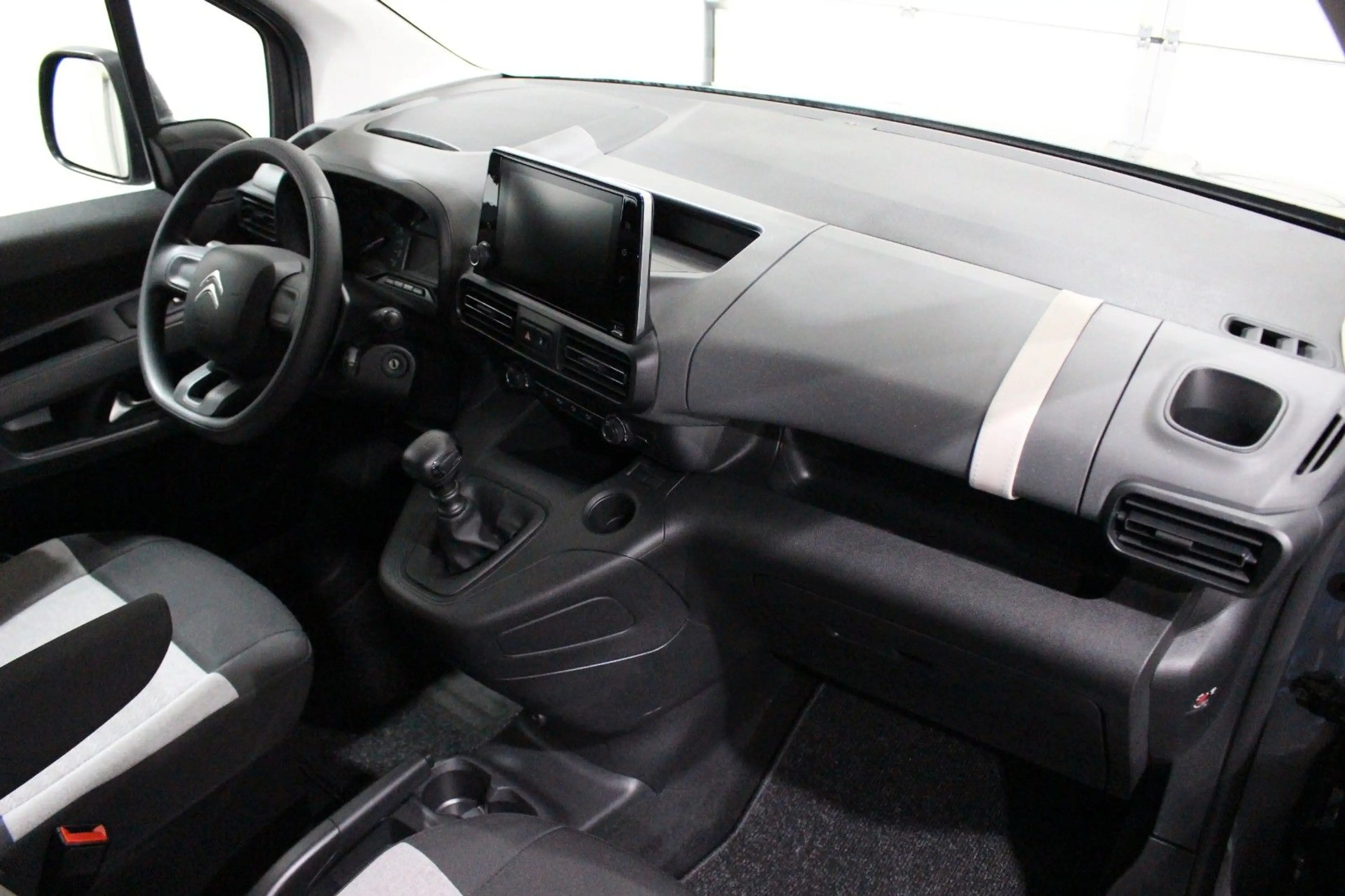 Citroen Berlingo Live M PACK NAVI SPUR ALU AHK TOP SH 2H — photo 2