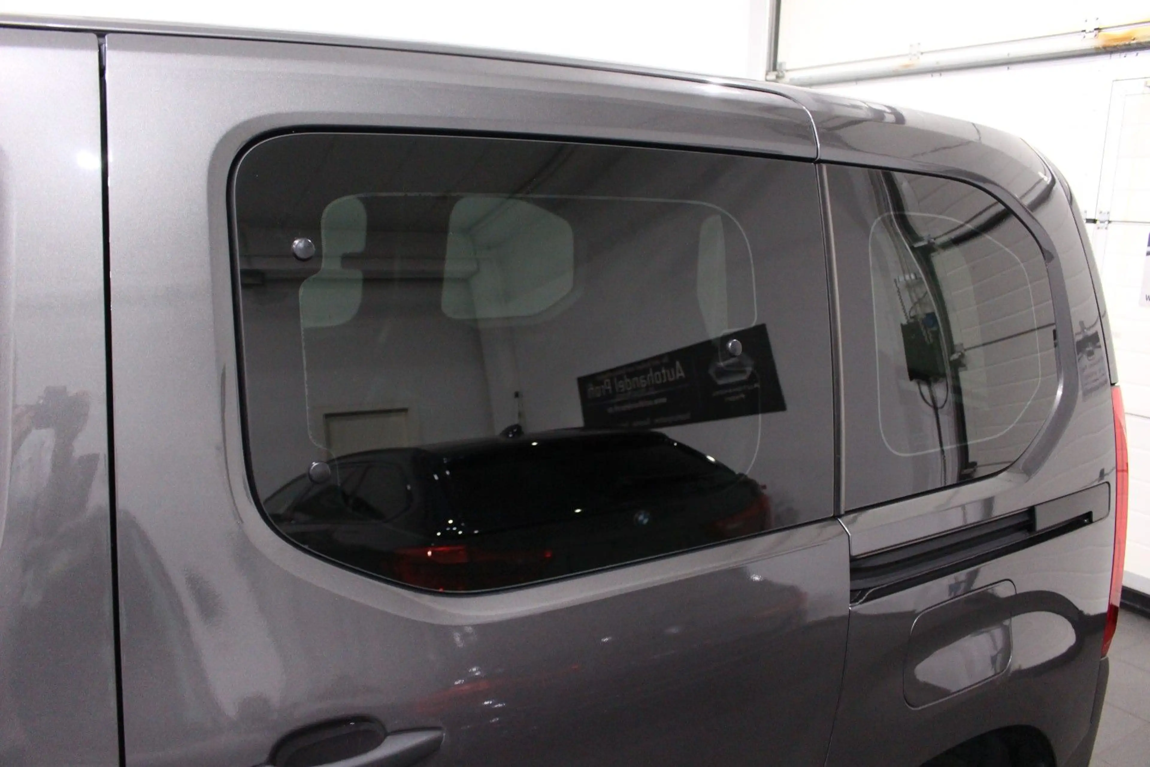 Citroen Berlingo Live M PACK NAVI SPUR ALU AHK TOP SH 2H — photo 9