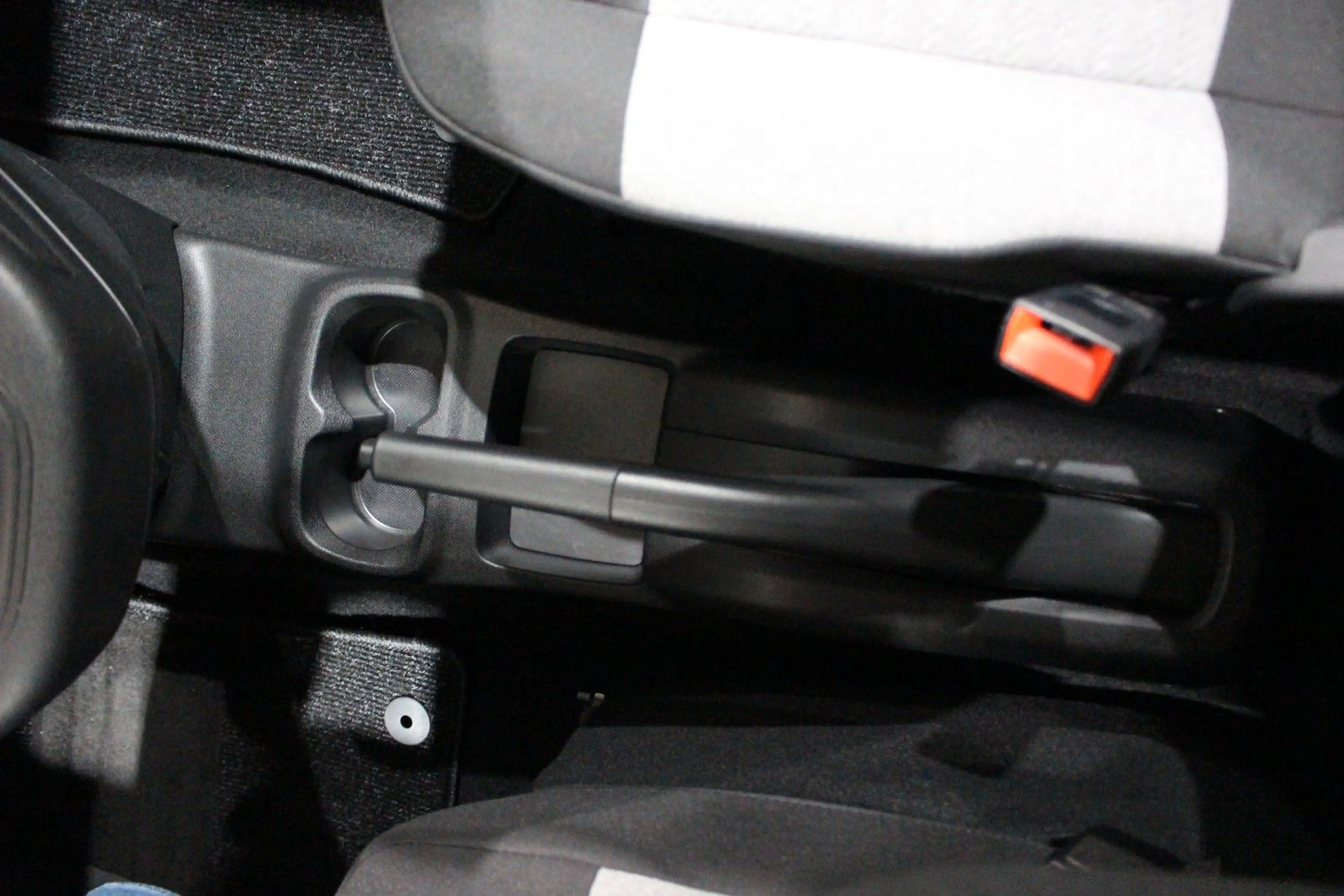 Citroen Berlingo Live M PACK NAVI SPUR ALU AHK TOP SH 2H — photo 34