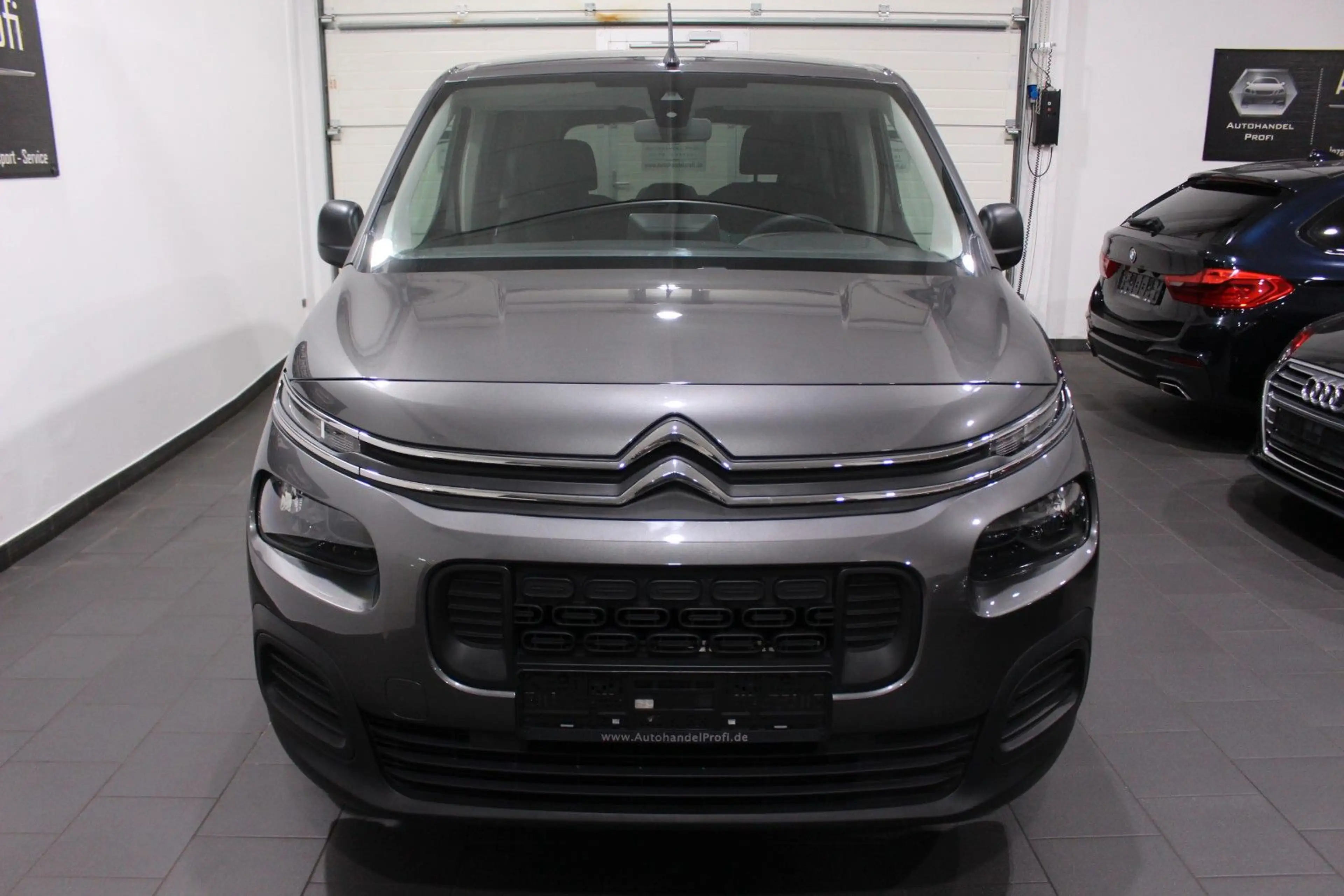 Citroen Berlingo Live M PACK NAVI SPUR ALU AHK TOP SH 2H — photo 4