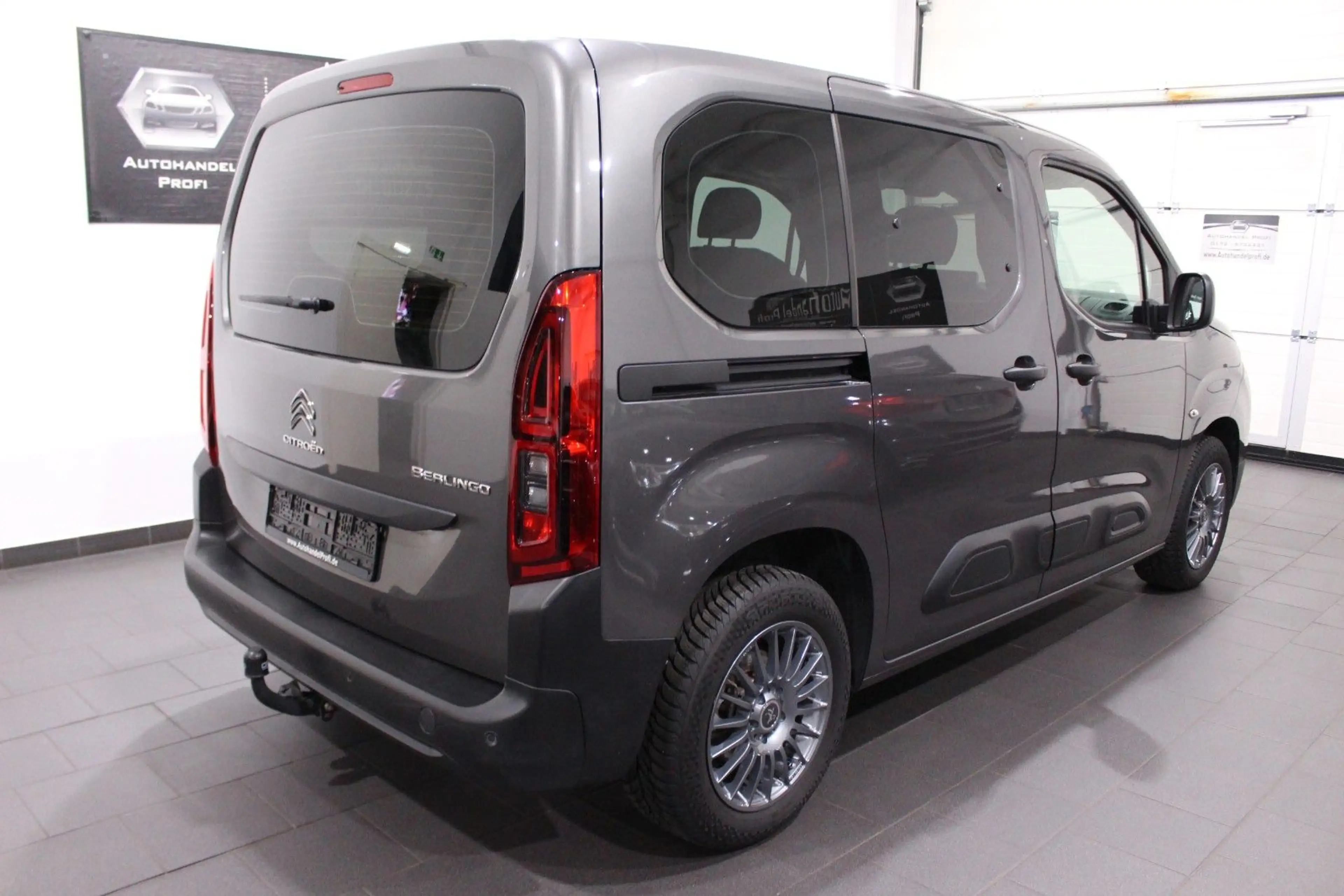 Citroen Berlingo Live M PACK NAVI SPUR ALU AHK TOP SH 2H — photo 3