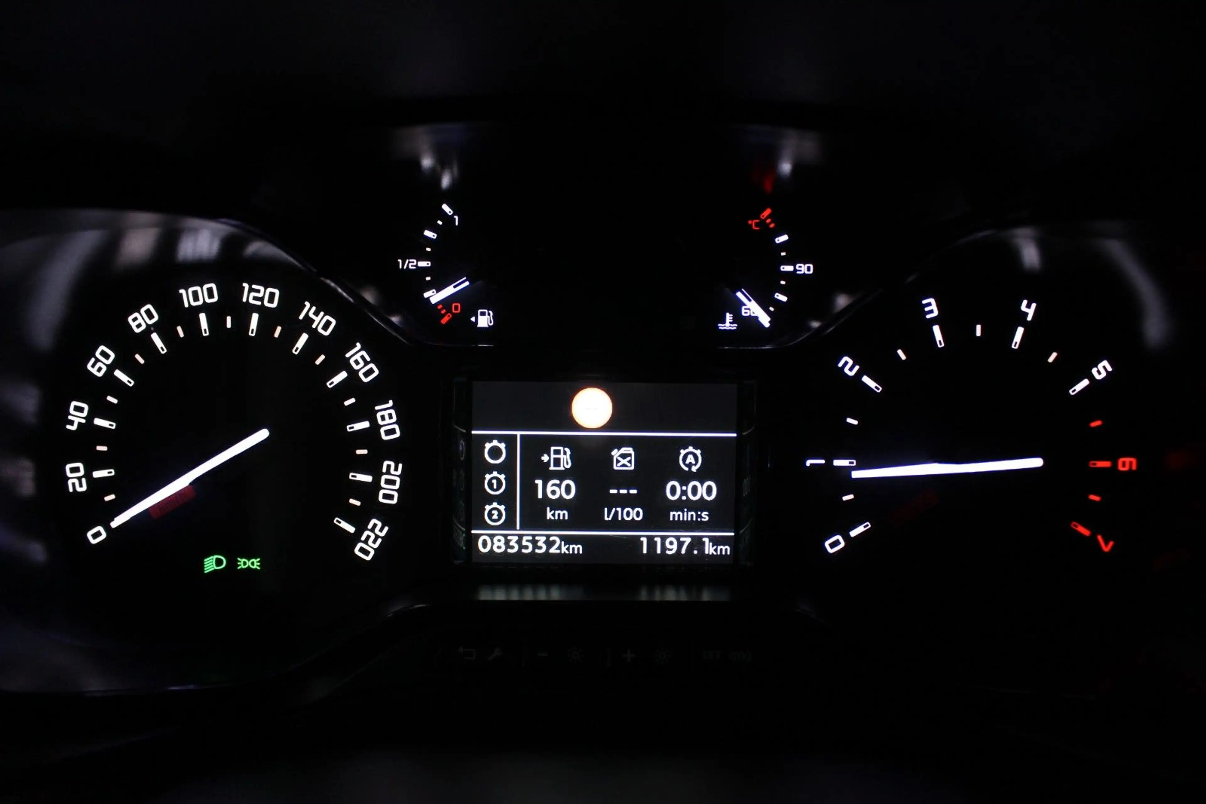 Citroen Berlingo Live M PACK NAVI SPUR ALU AHK TOP SH 2H — photo 24