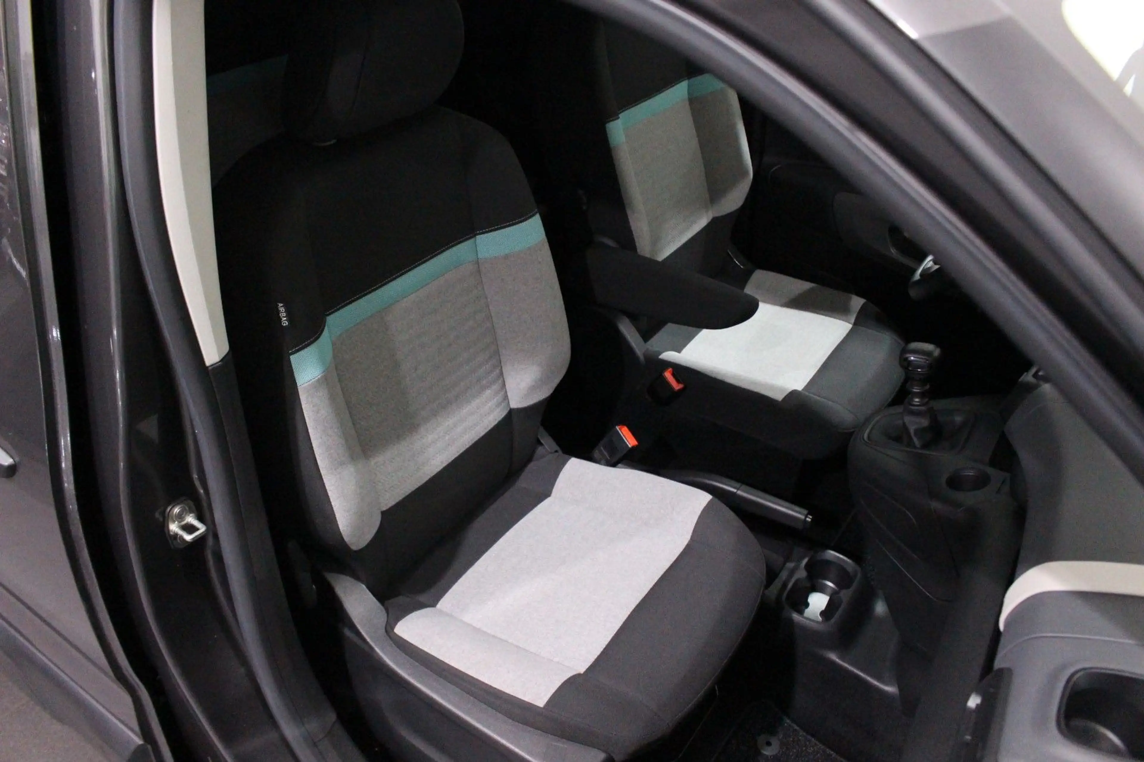 Citroen Berlingo Live M PACK NAVI SPUR ALU AHK TOP SH 2H — photo 37