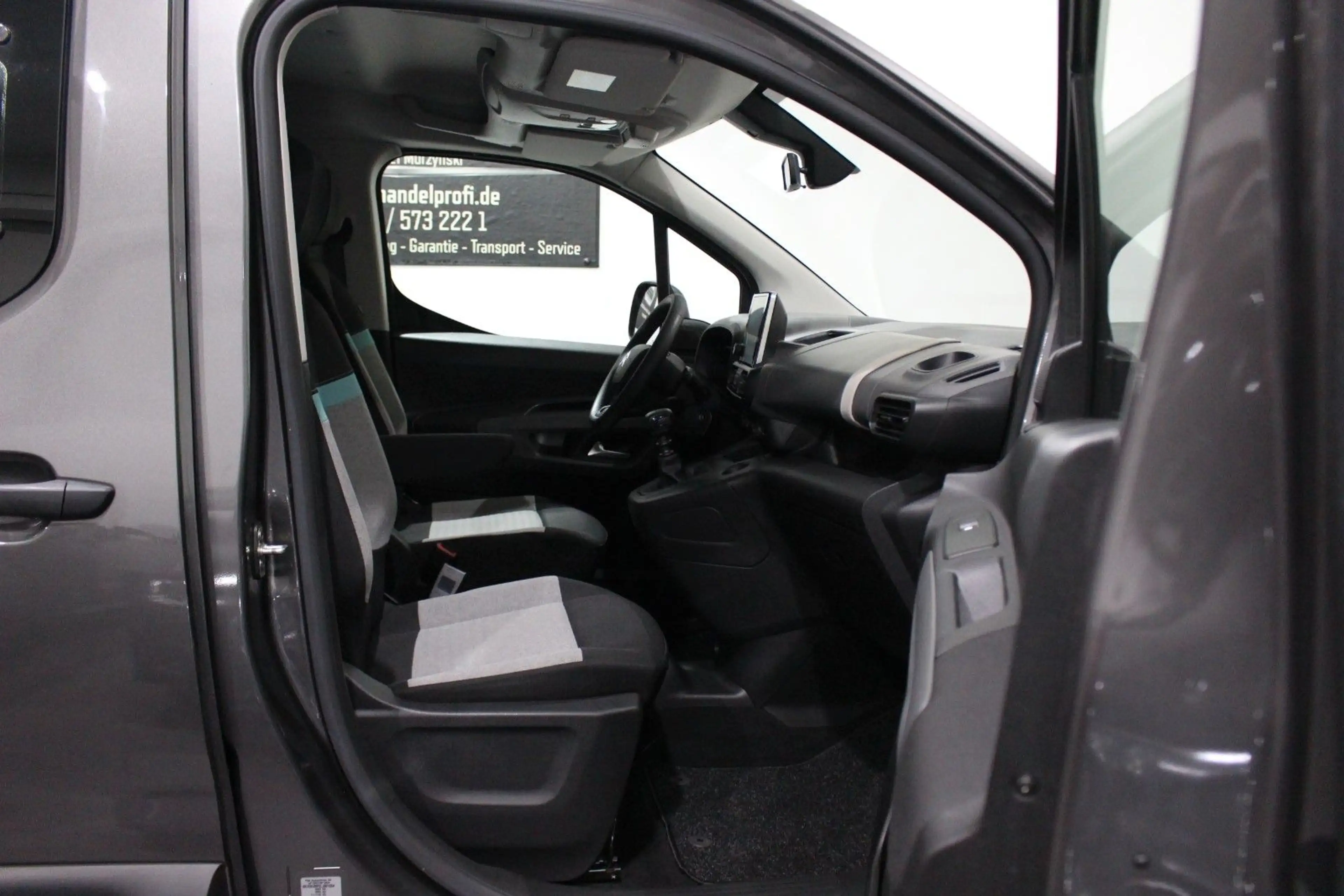 Citroen Berlingo Live M PACK NAVI SPUR ALU AHK TOP SH 2H — photo 39