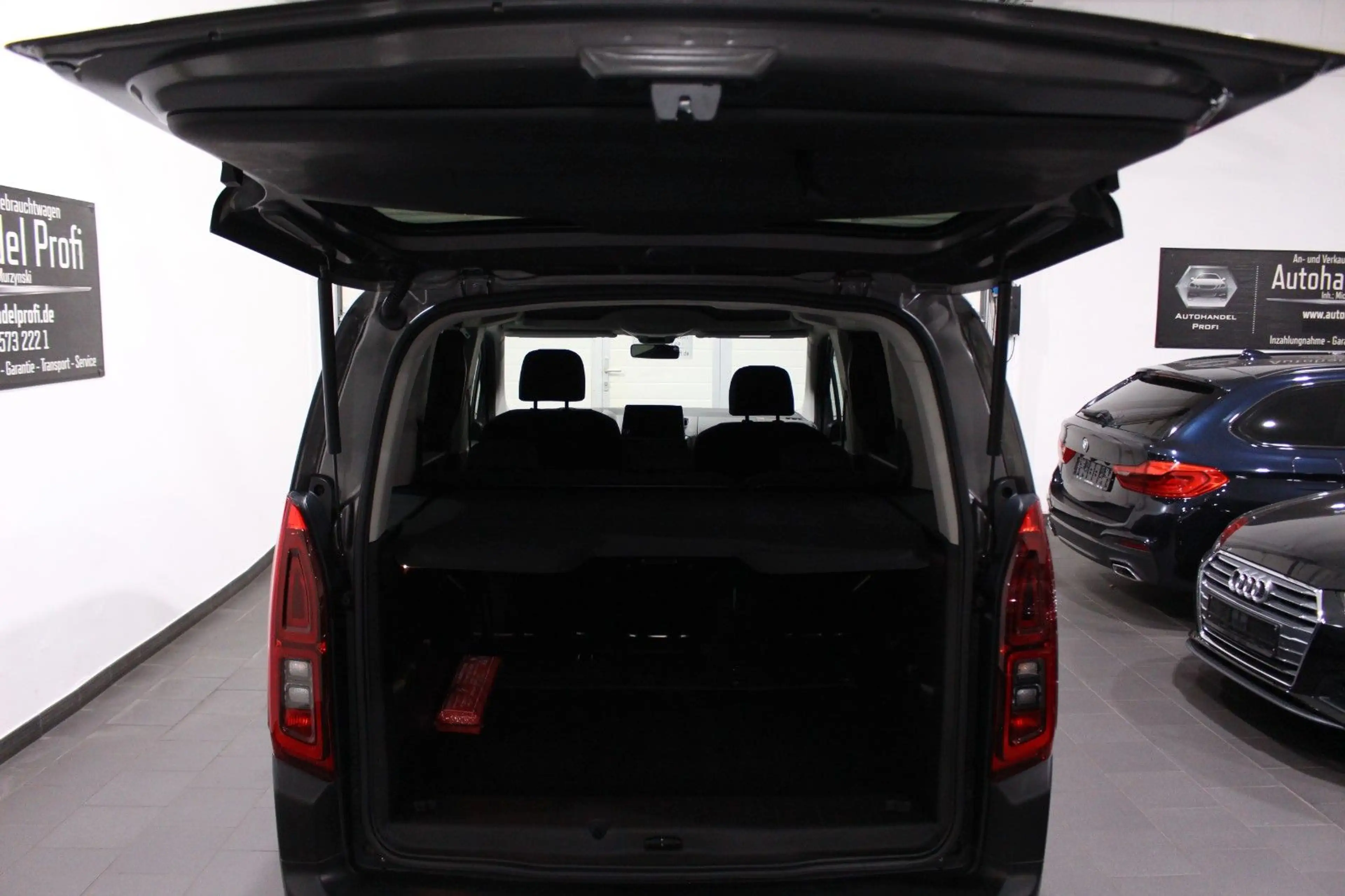 Citroen Berlingo Live M PACK NAVI SPUR ALU AHK TOP SH 2H — photo 42