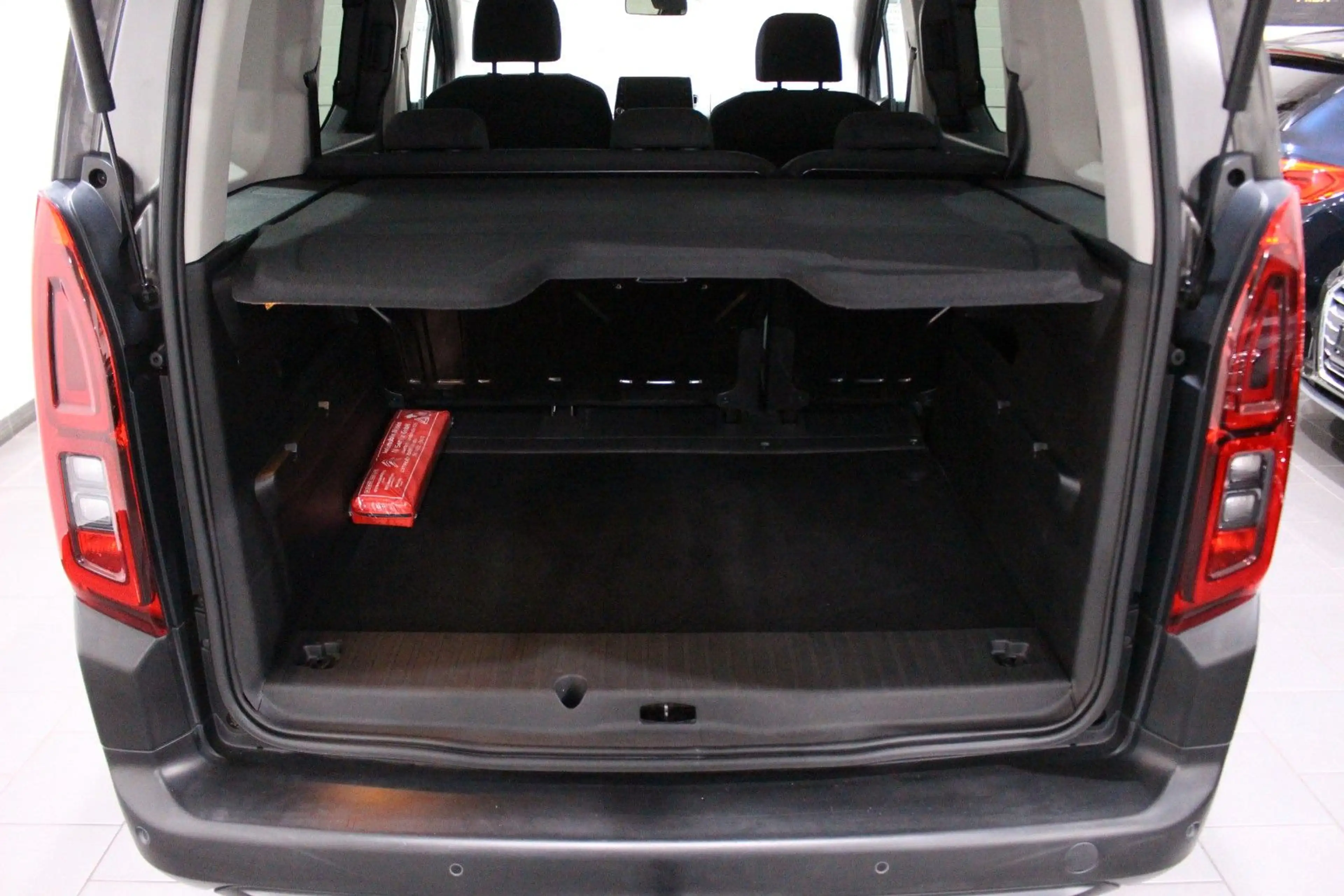 Citroen Berlingo Live M PACK NAVI SPUR ALU AHK TOP SH 2H — photo 43