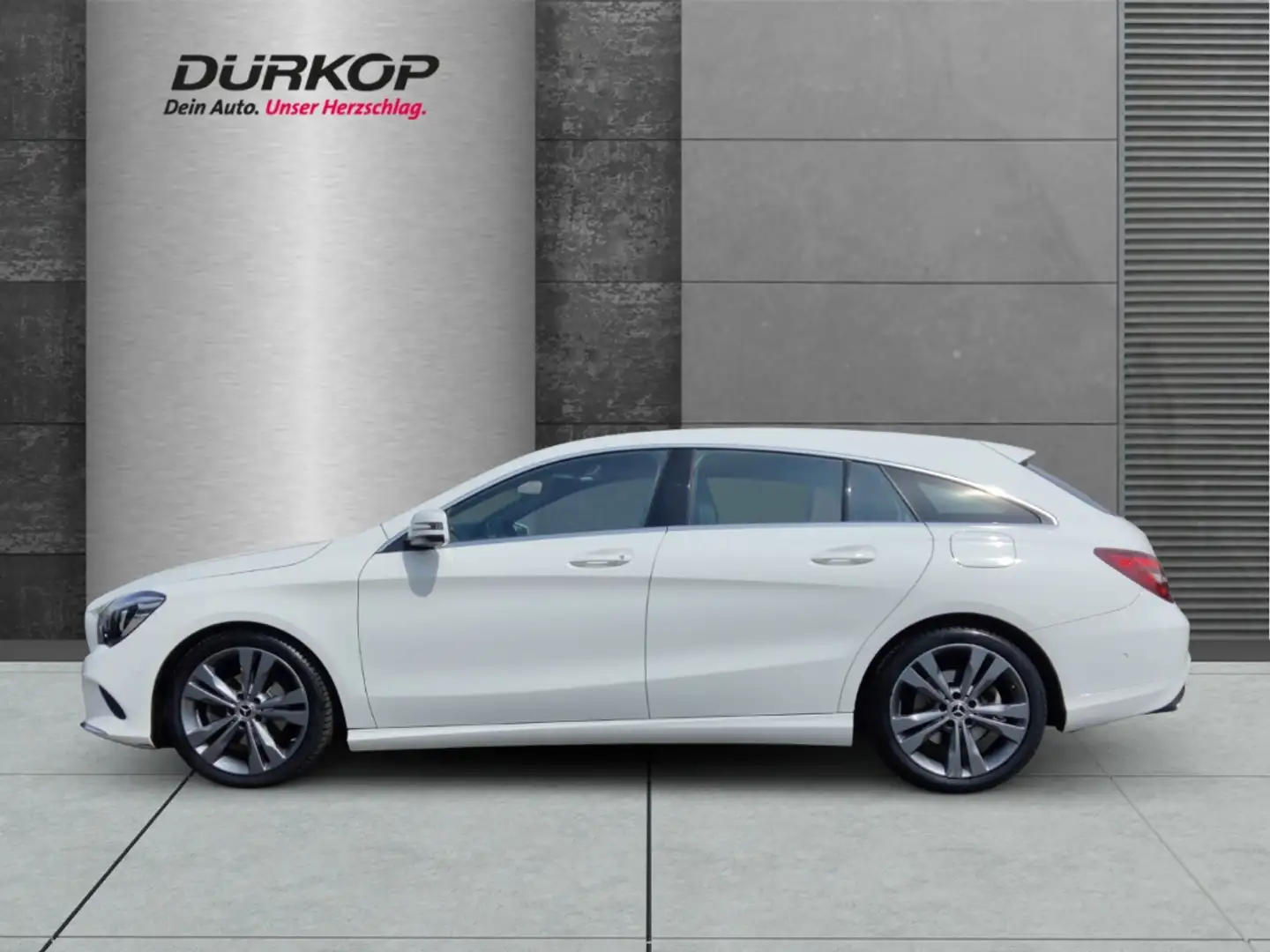 Mercedes-Benz CLA 180 Navi LED Keyless Go El. Panodach Sitzhzg Fehér - 2