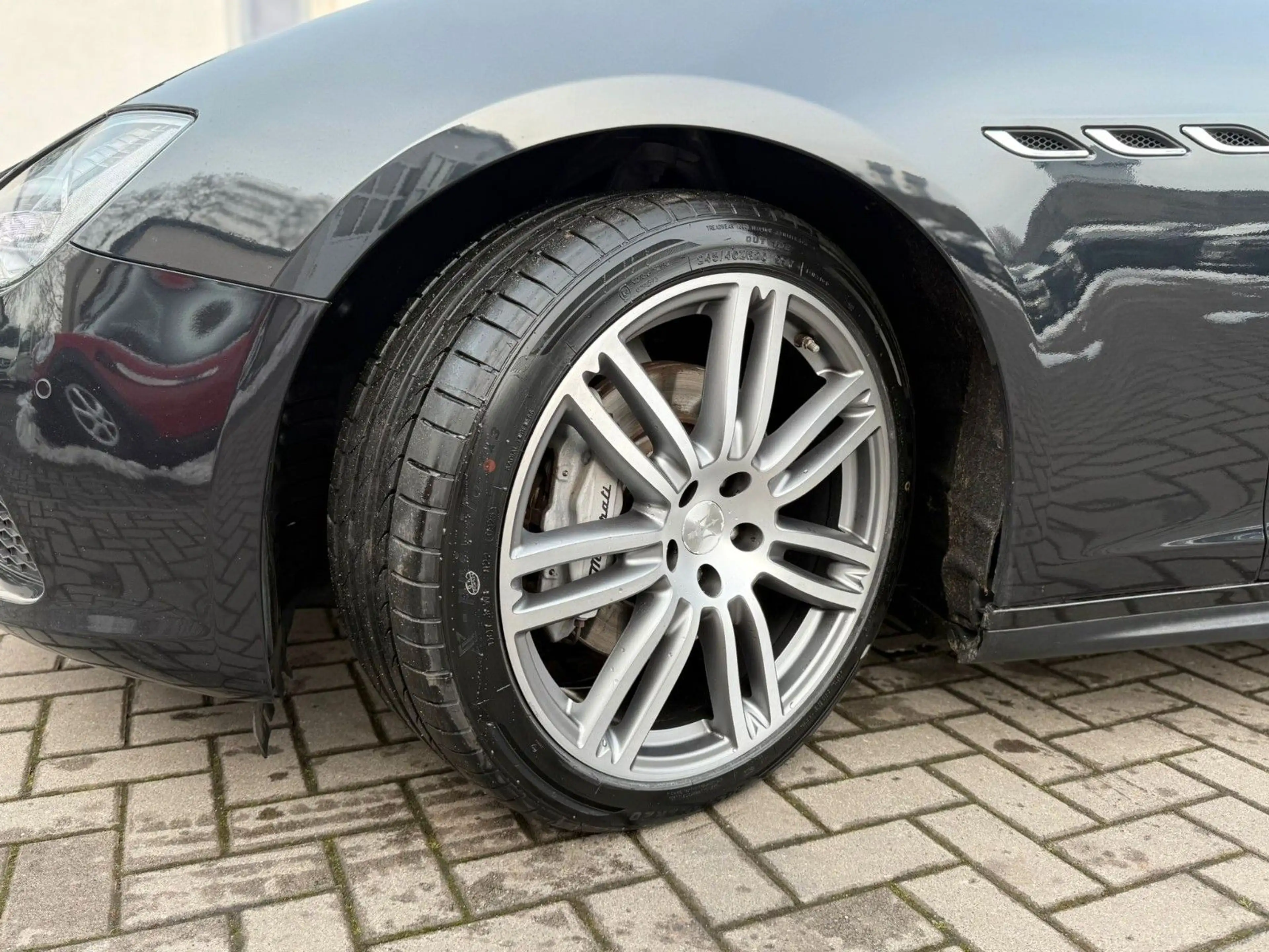 Maserati Ghibli 3,0 Diesel V6*Glasdach*20 "Kamera" — photo 10