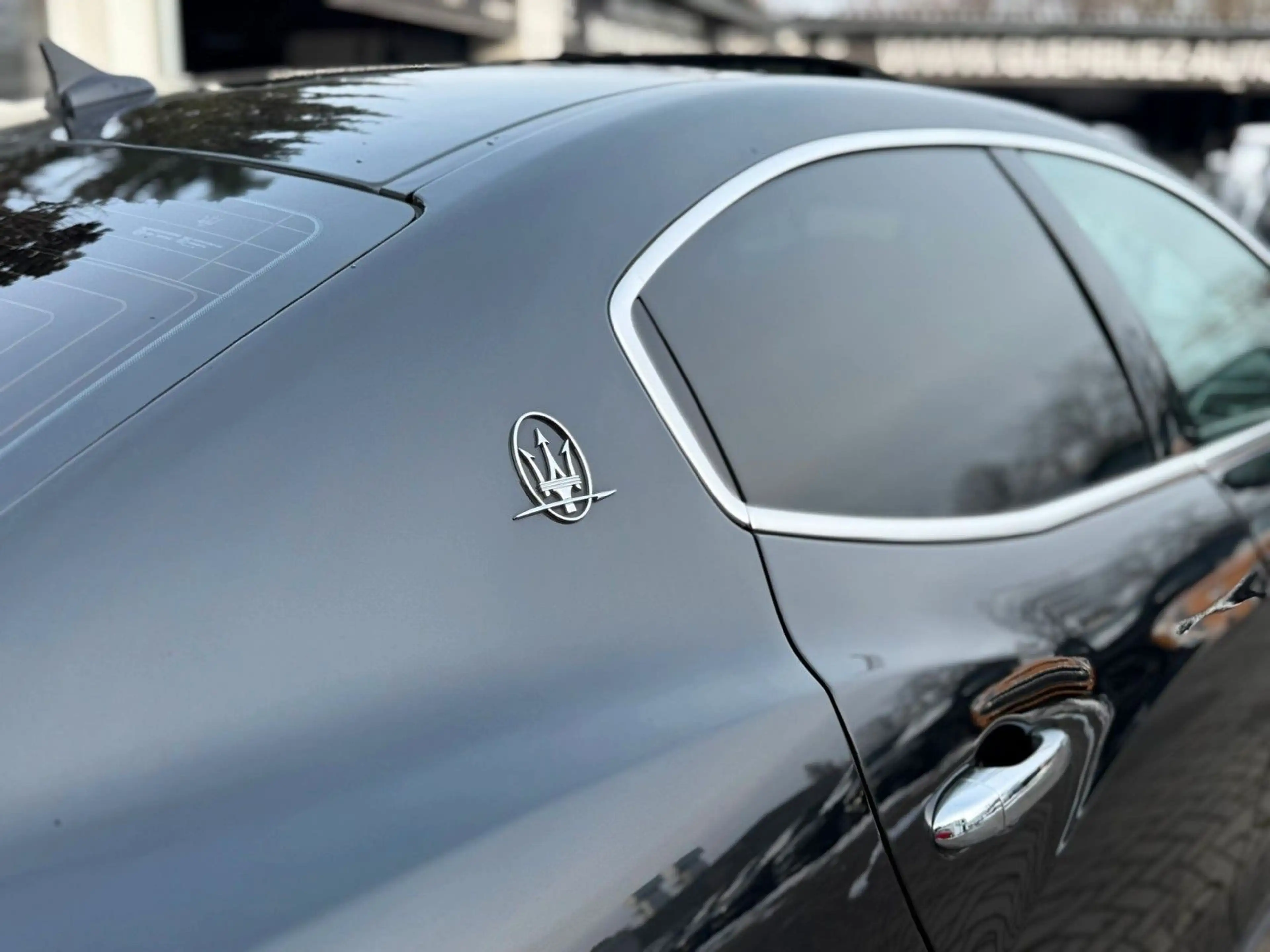 Maserati Ghibli 3,0 Diesel V6*Glasdach*20 "Kamera" — photo 11