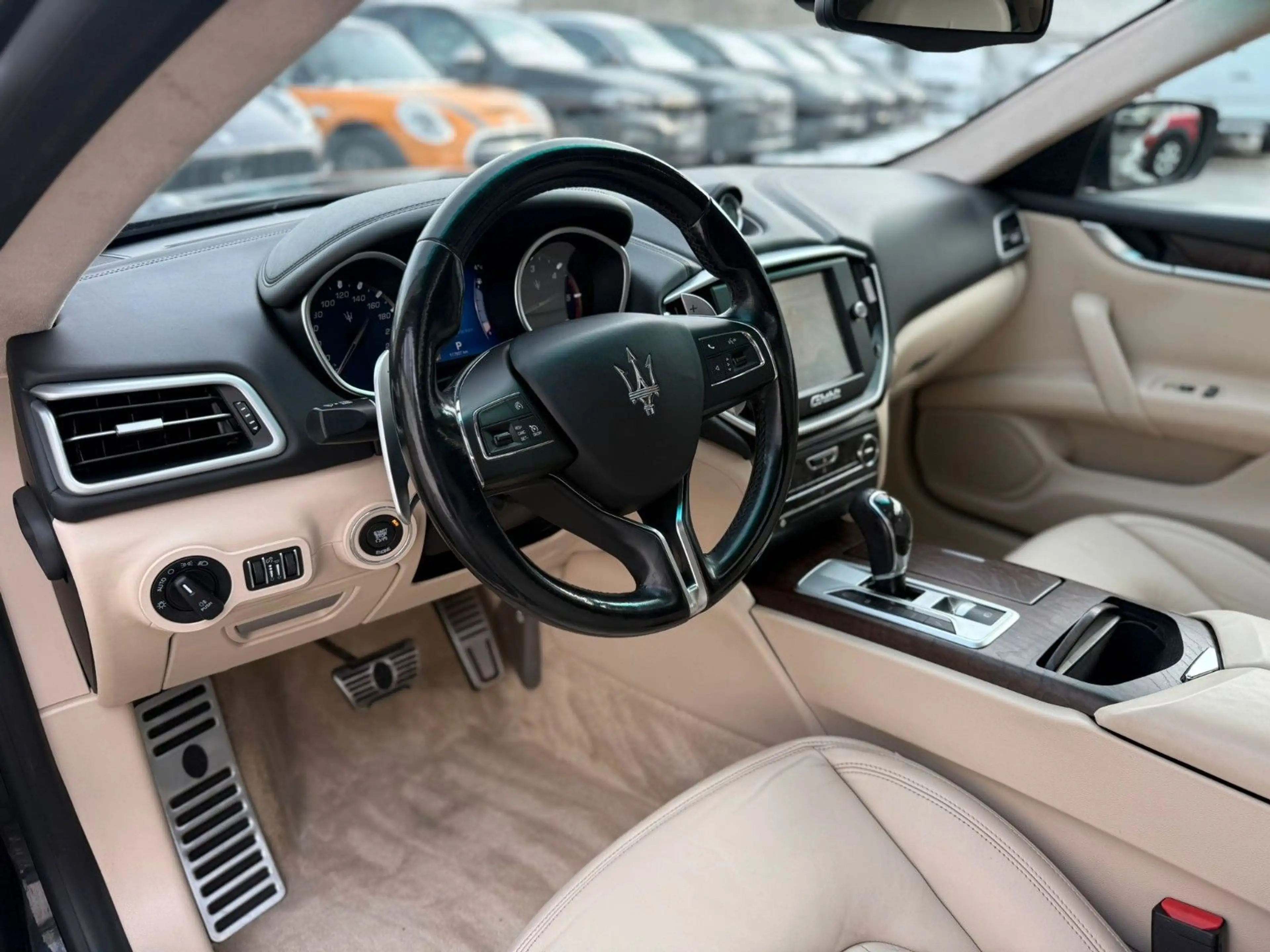 Maserati Ghibli 3,0 Diesel V6*Glasdach*20 "Kamera" — photo 15