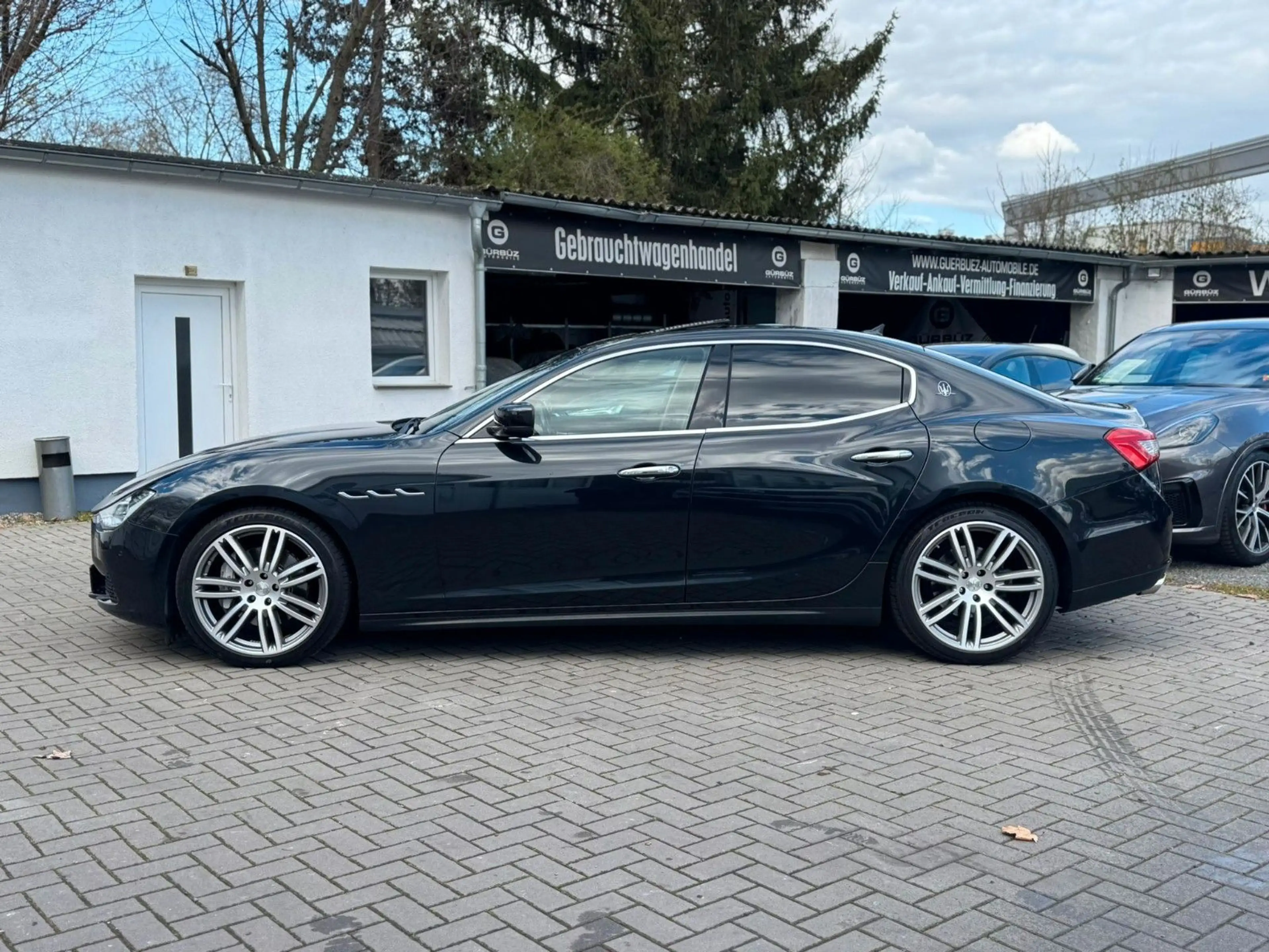 Maserati Ghibli 3,0 Diesel V6*Glasdach*20 "Kamera" — photo 8