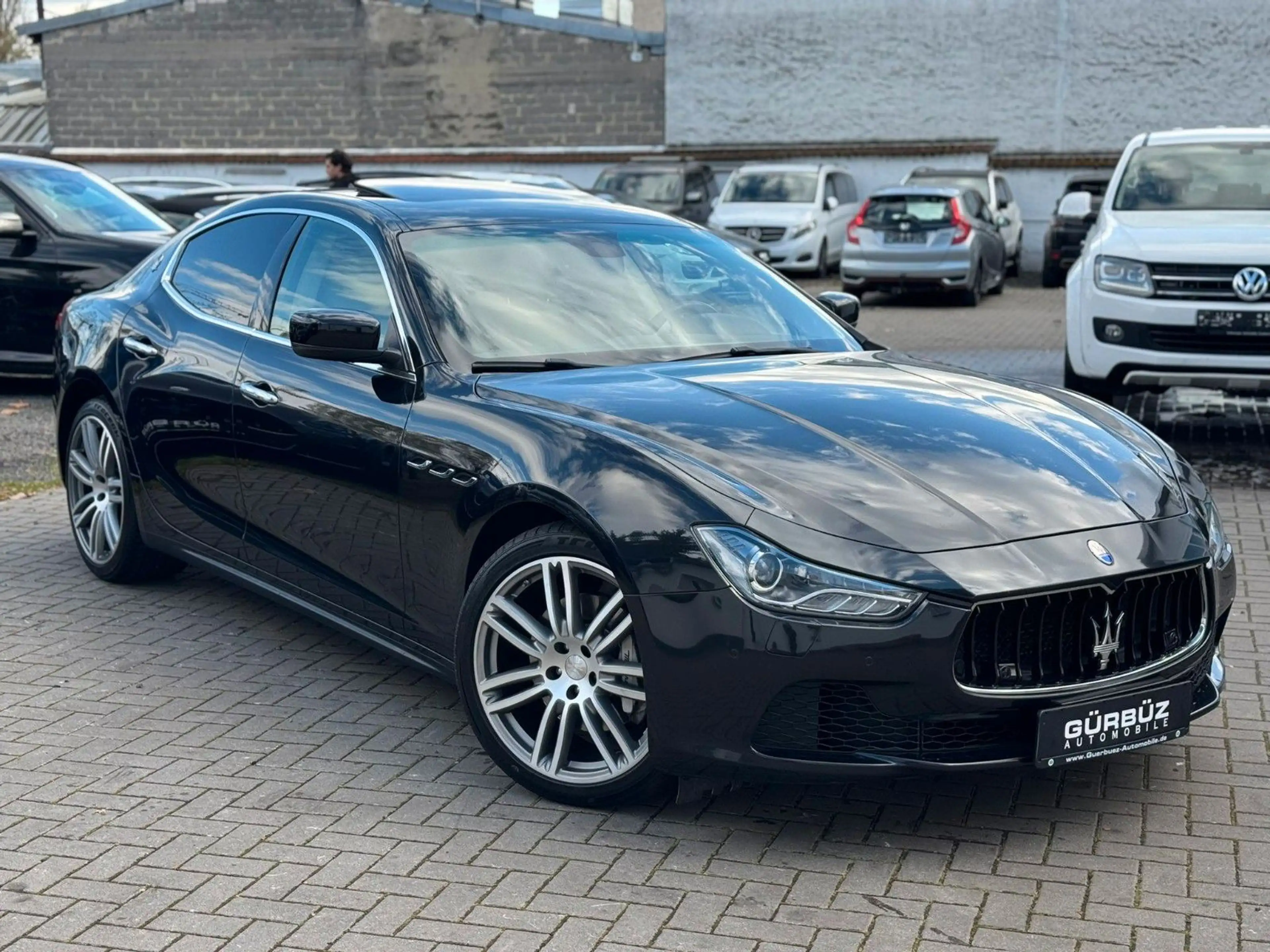 Maserati Ghibli 3,0 Diesel V6*Glasdach*20 "Kamera"