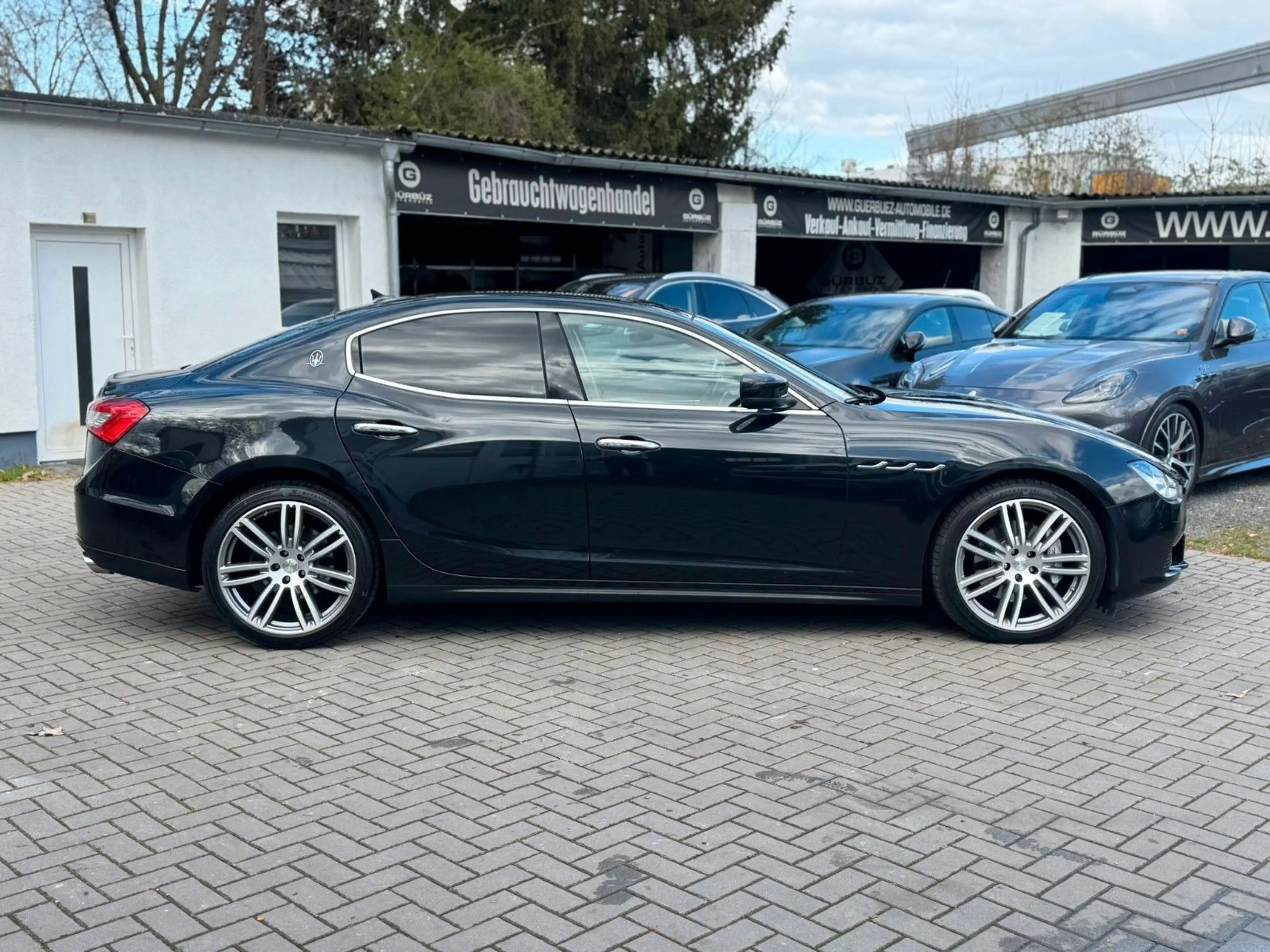 Maserati Ghibli 3,0 Diesel V6*Glasdach*20 "Kamera" — photo 9