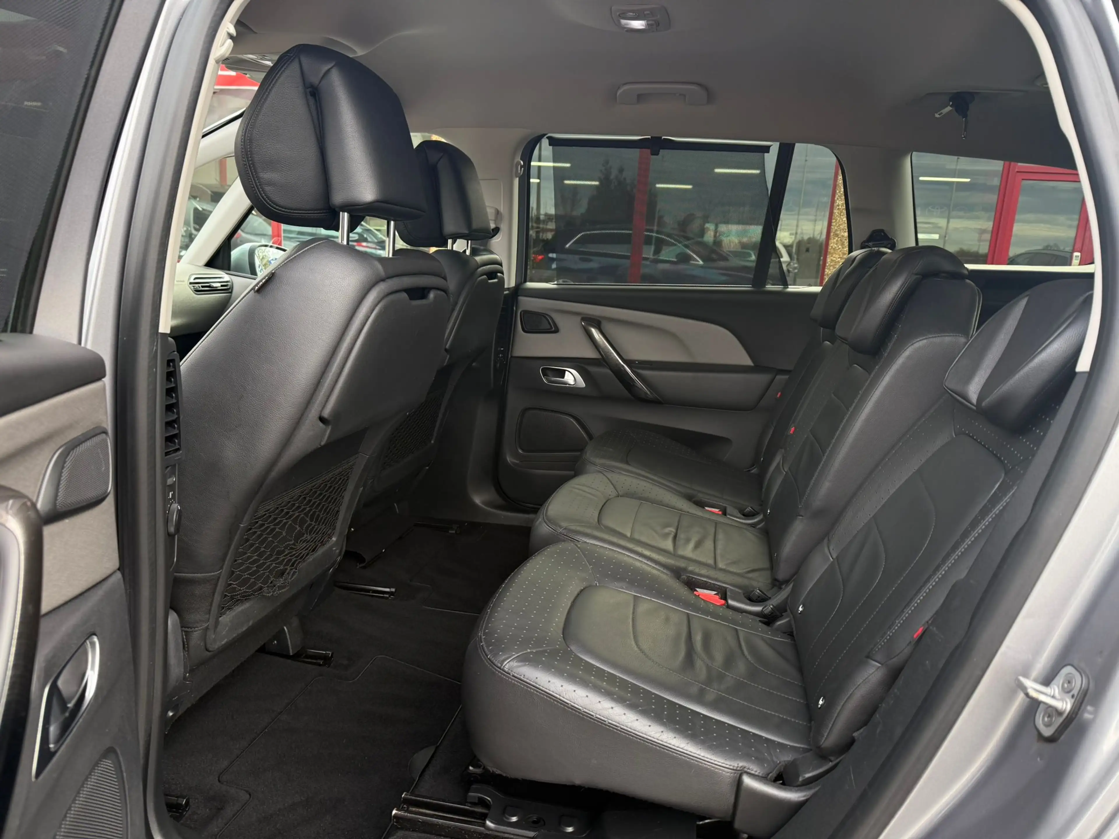Citroen C4 Picasso 1.6HDI 115CV 7PLACES BOITE AUTO CAMERA — photo 13