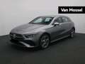 Mercedes-Benz A 250 e STAR EDITION + CARPLAY + PARKEERSENSOREN + CAMER Gris - thumbnail 1