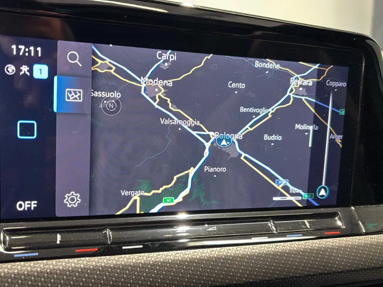 Volkswagen Golf Variant 2.0 TDI SCR R-Line DSG 17