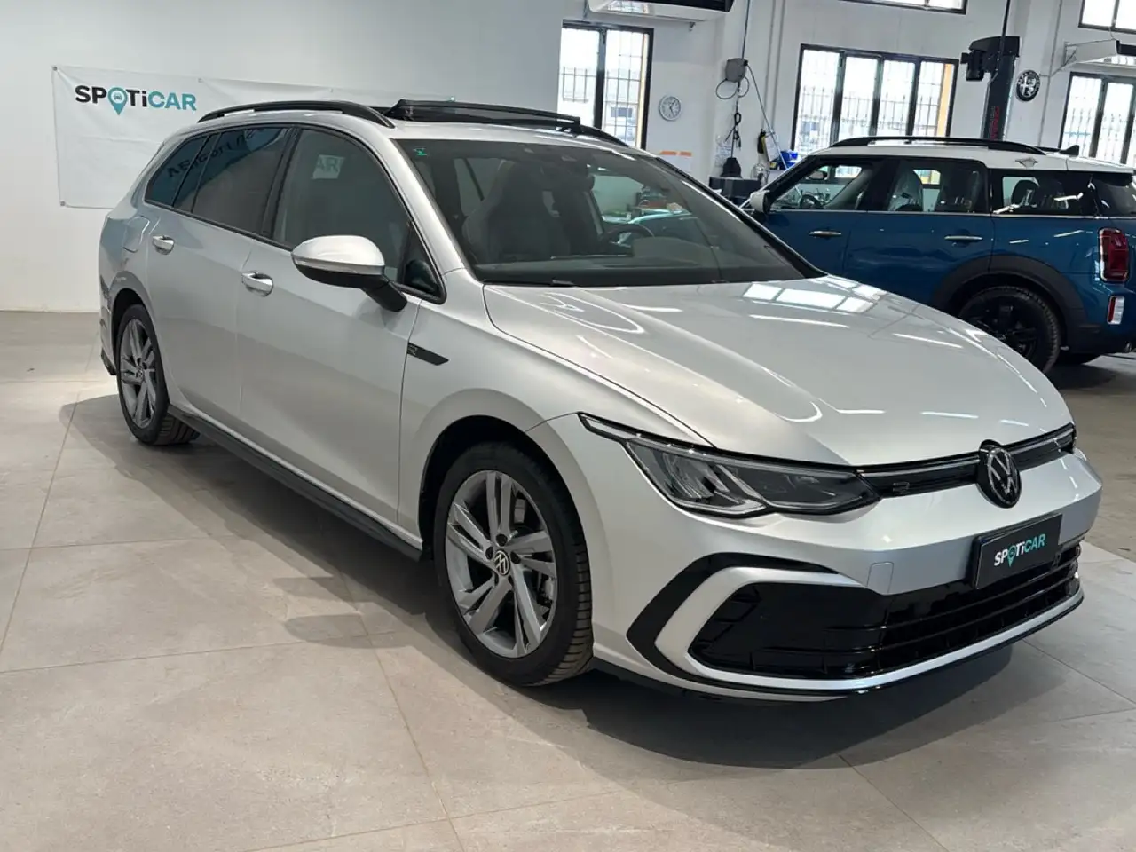 Volkswagen Golf Variant 2.0 TDI SCR R-Line DSG 3