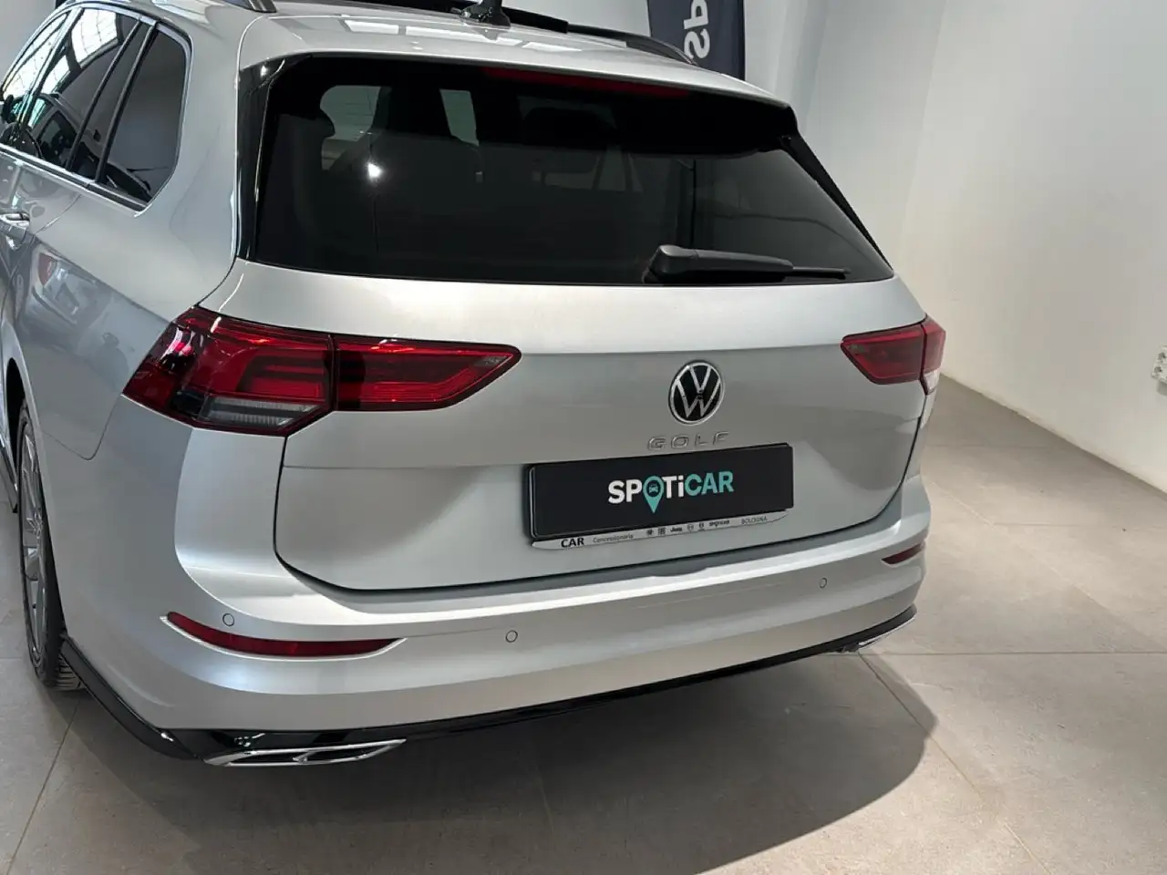 Volkswagen Golf Variant 2.0 TDI SCR R-Line DSG 5