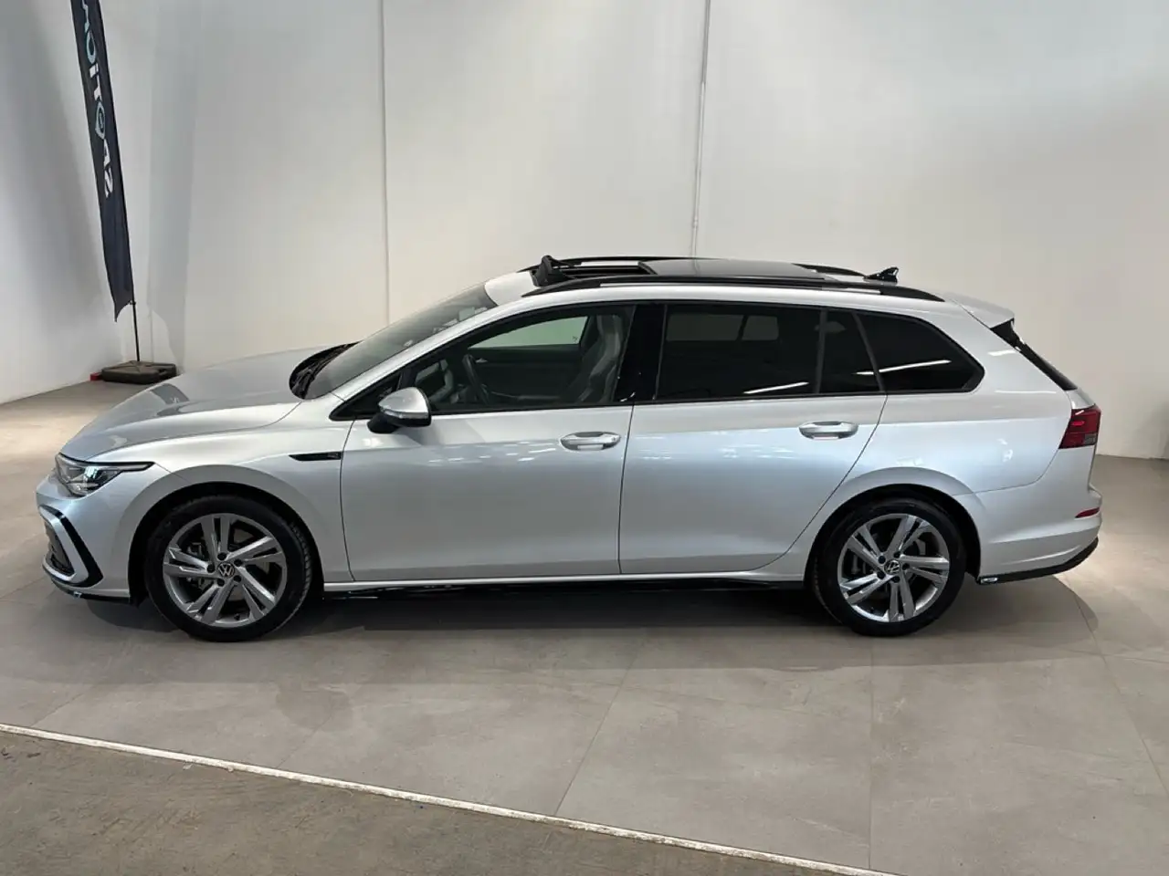 Volkswagen Golf Variant 2.0 TDI SCR R-Line DSG 7