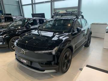 EX30 Cross Country twin motor performance Ultra awd