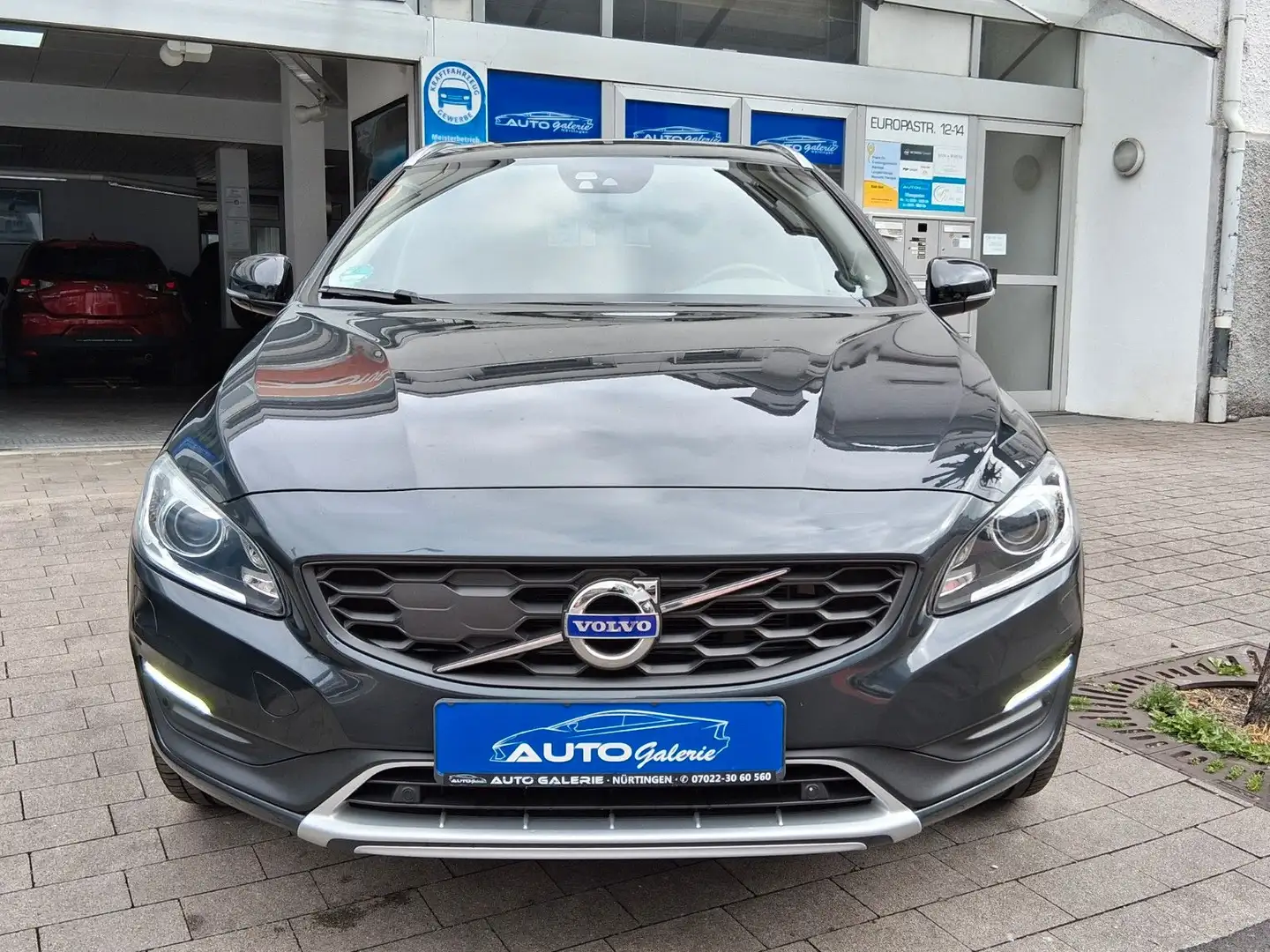 Volvo V60 Cross Country Pro AWD /Vollleder/Navi/Kamera Grey - 2