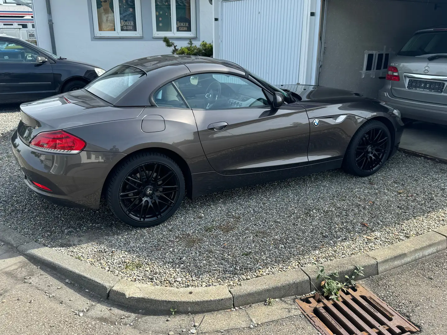 BMW Z4 sDrive23i Brown - 1