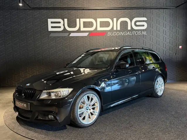 BMW 325 3-serie Touring 325i High Exe | M-sport | Pano | T