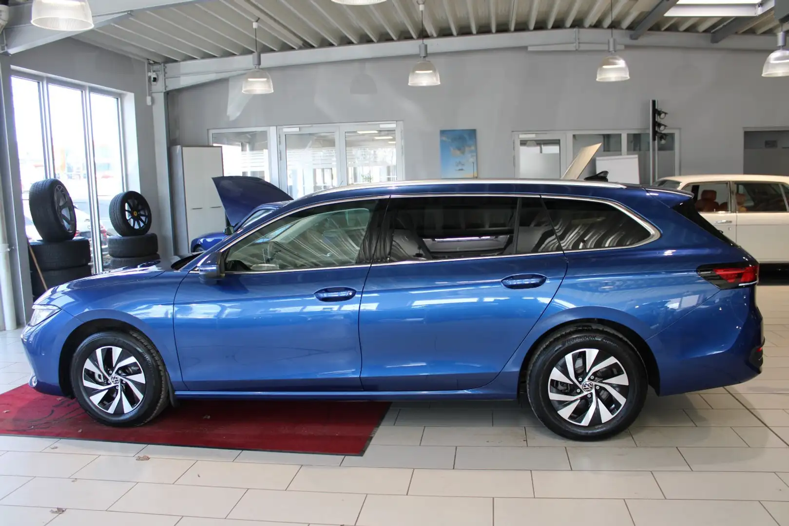 Volkswagen Passat Variant 1.5 eTSI Business*AHK/KAMERA* Blau - 2