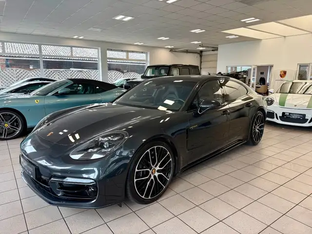 Porsche Panamera view 2