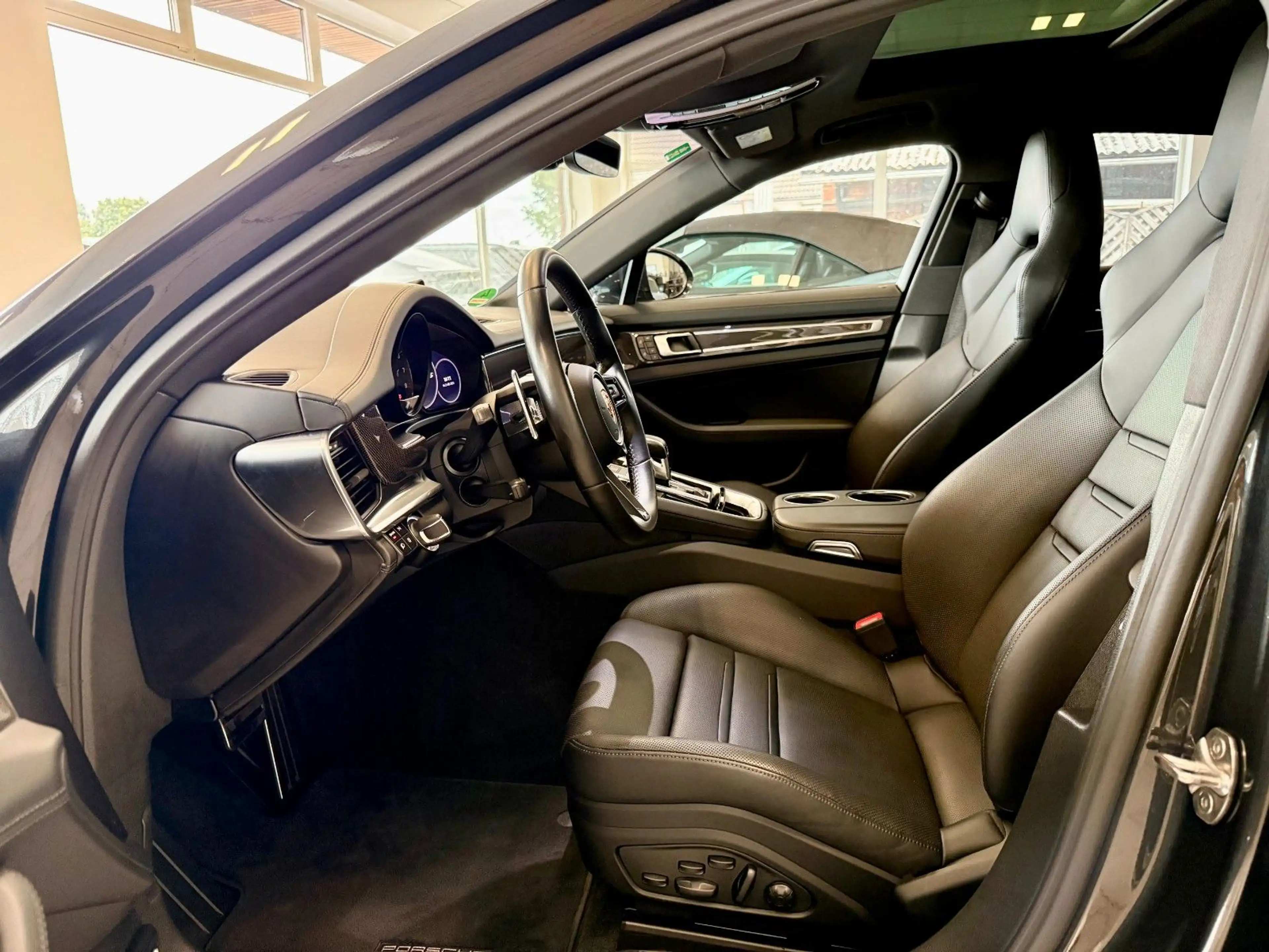 Porsche Panamera 4S E-Hybrid SportDesign/ACC/HUD/Carbon — photo 8