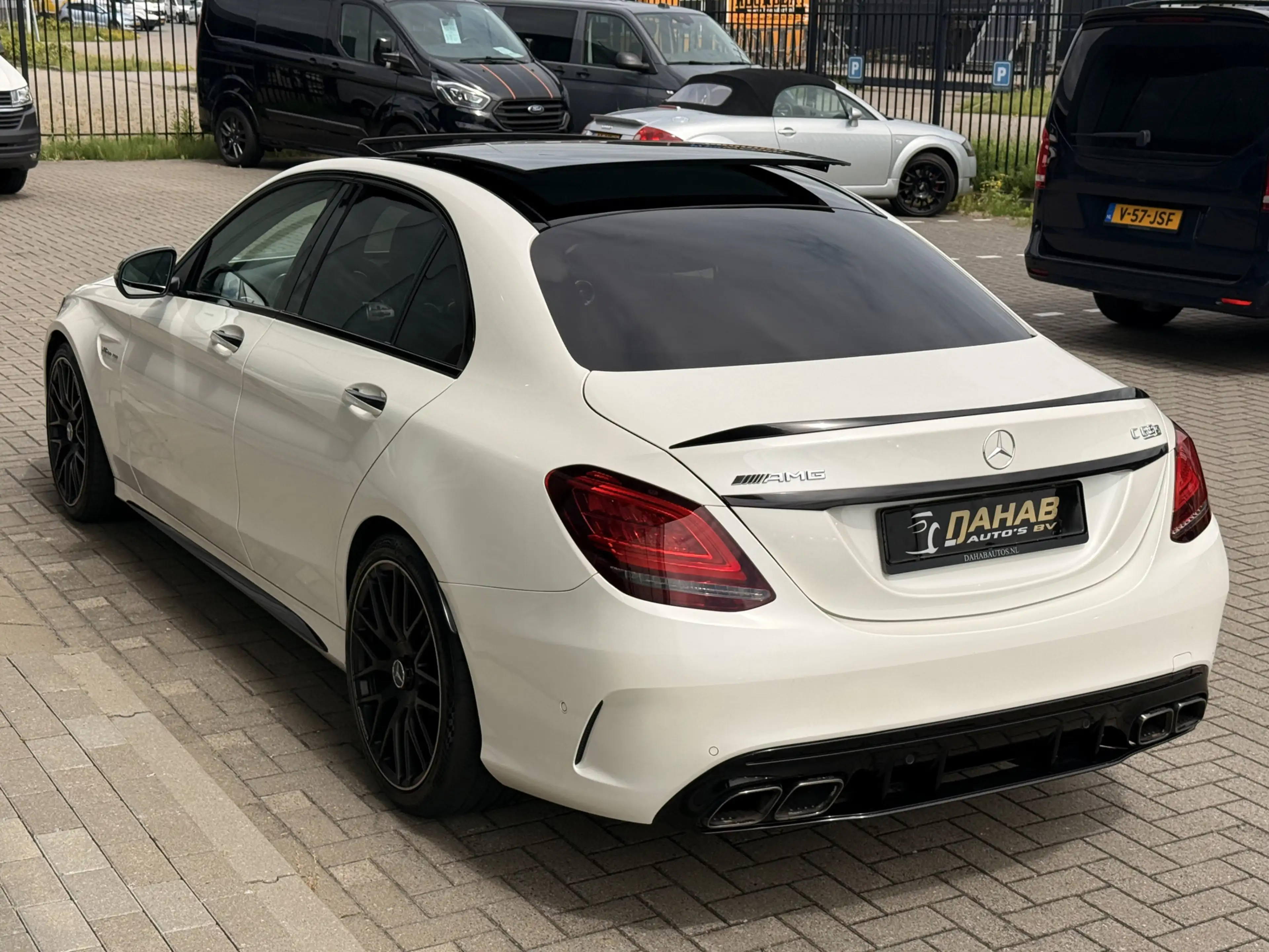 Mercedes-Benz C 63 AMG S Premium Plus Pack | Burmester | Pano | 360 | Led — photo 23