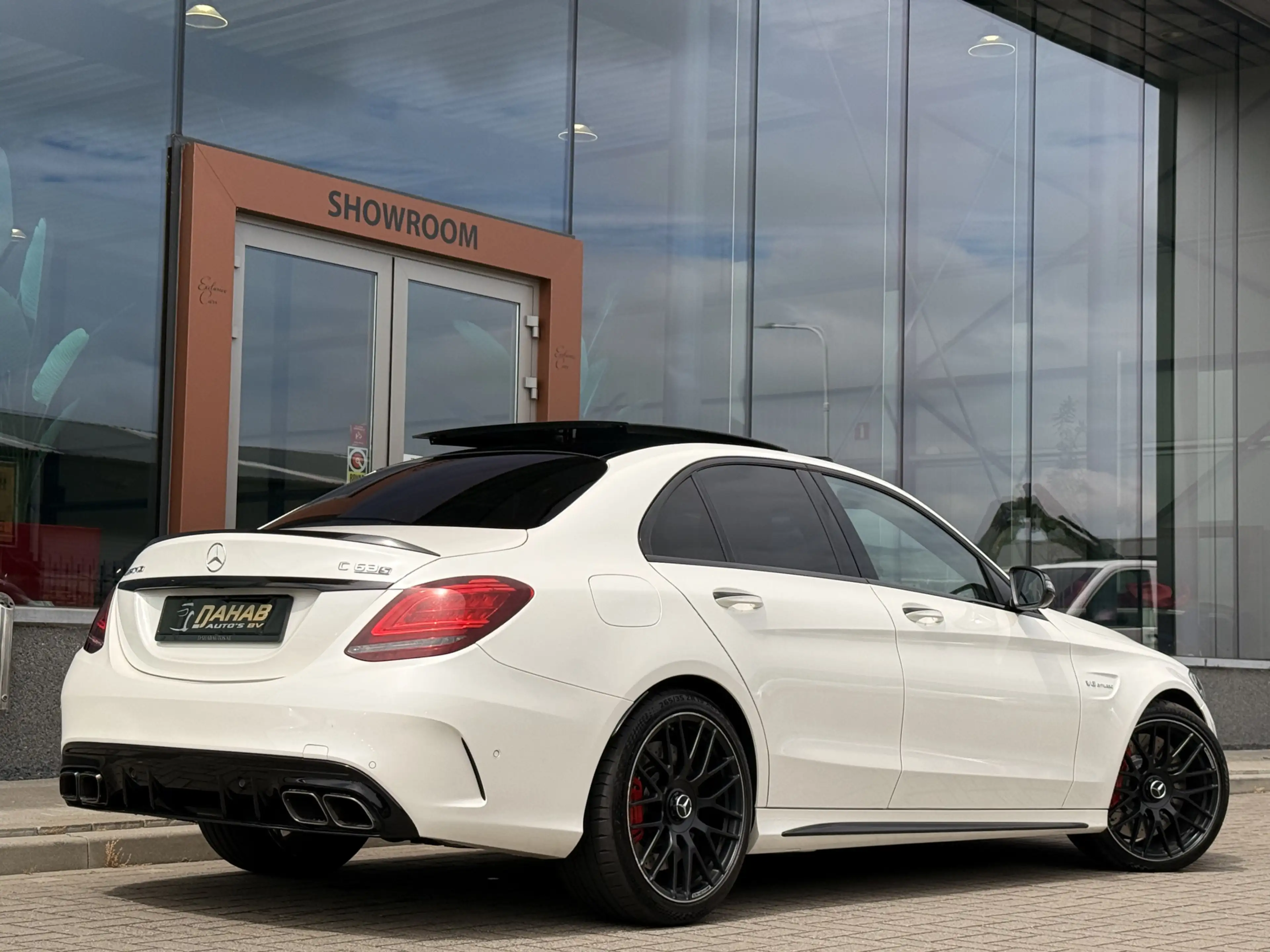 Mercedes-Benz C 63 AMG S Premium Plus Pack | Burmester | Pano | 360 | Led — photo 17
