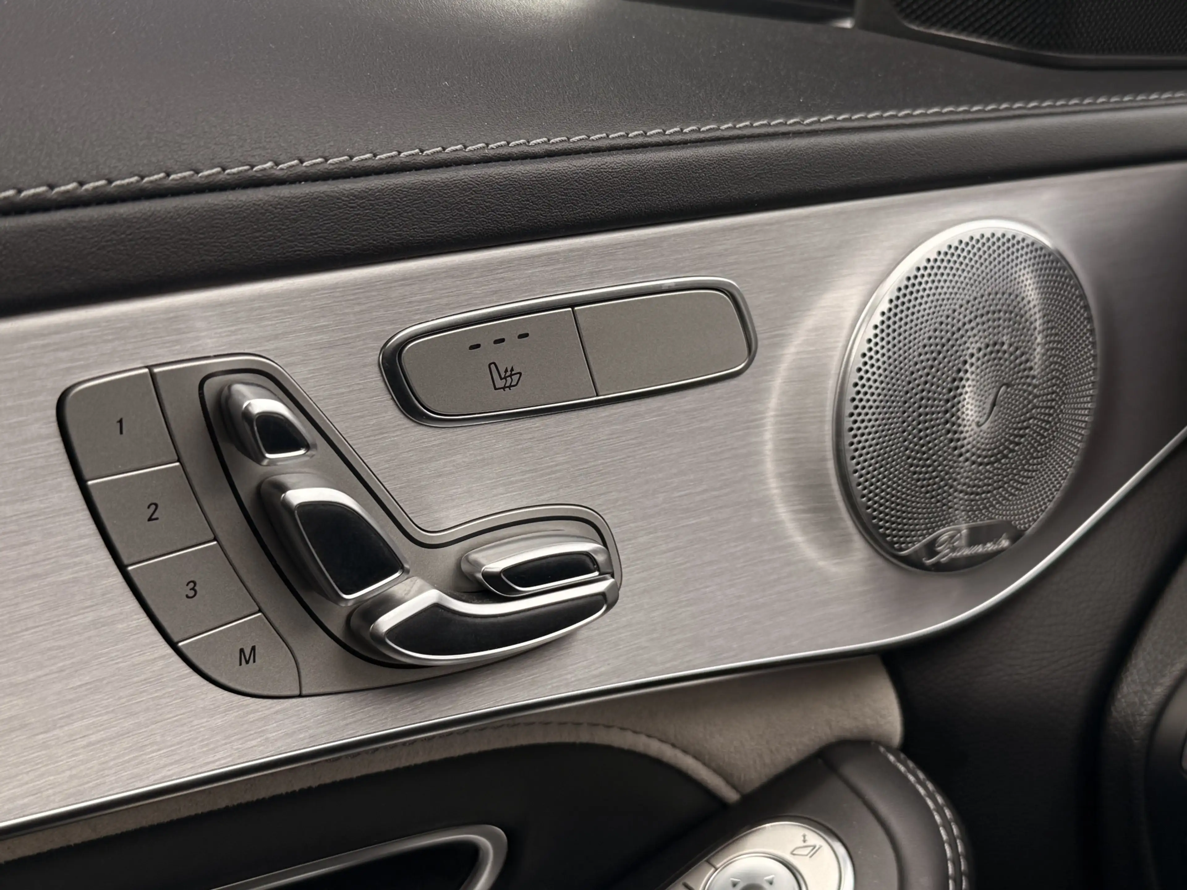 Mercedes-Benz C 63 AMG S Premium Plus Pack | Burmester | Pano | 360 | Led — photo 33