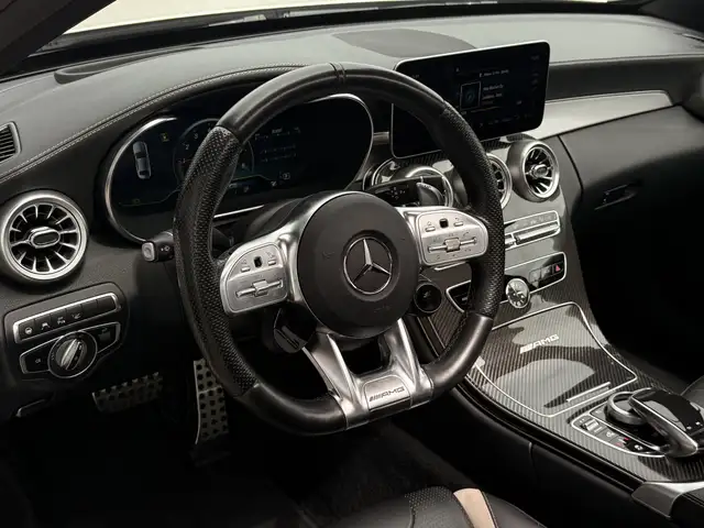 Mercedes-Benz C-Class view 27