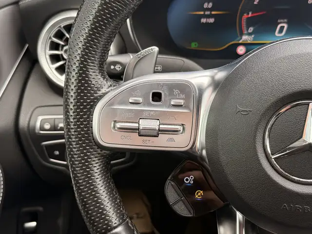 Mercedes-Benz C-Class view 28