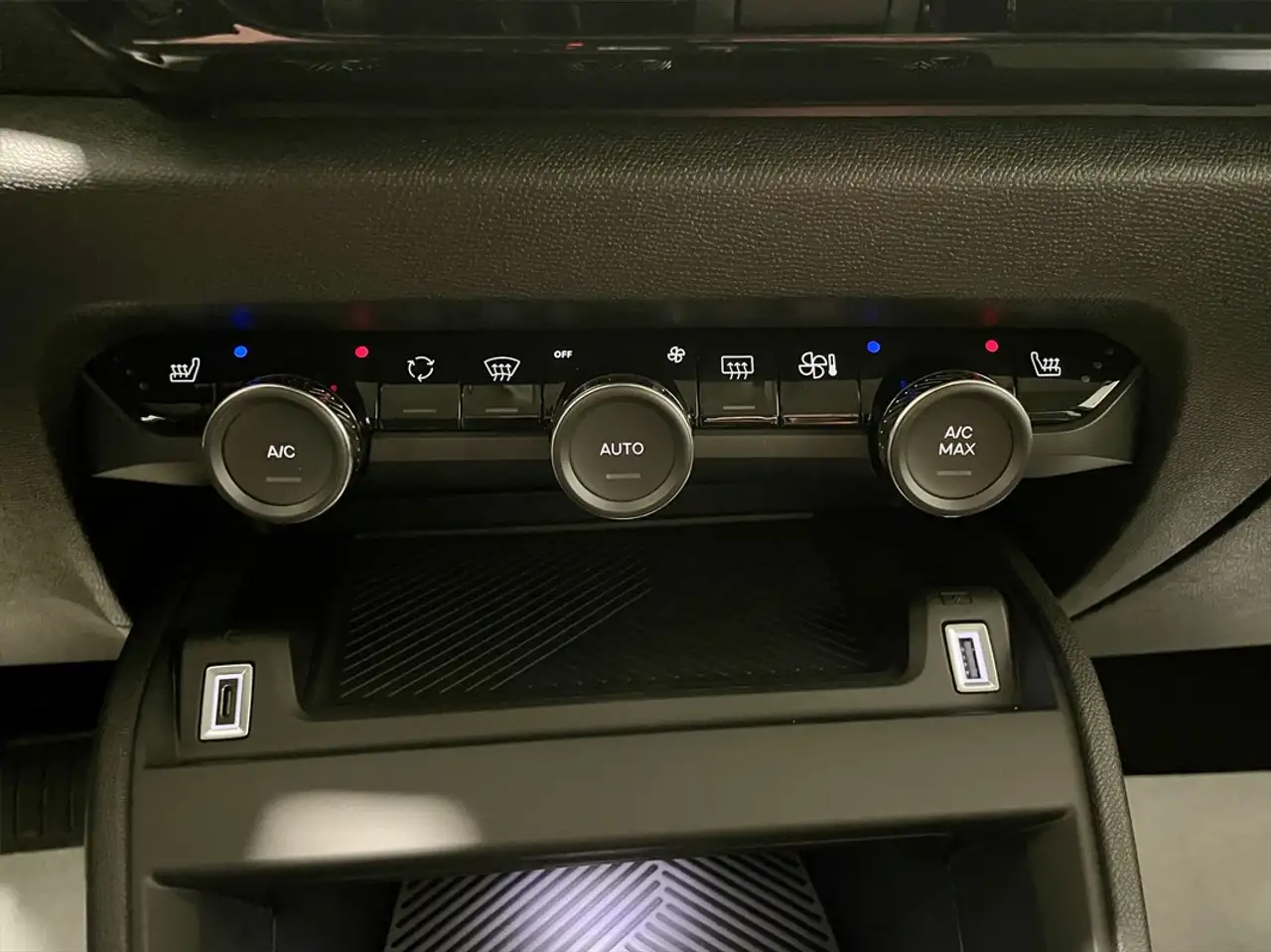 Citroen C4 Berline — photo 15